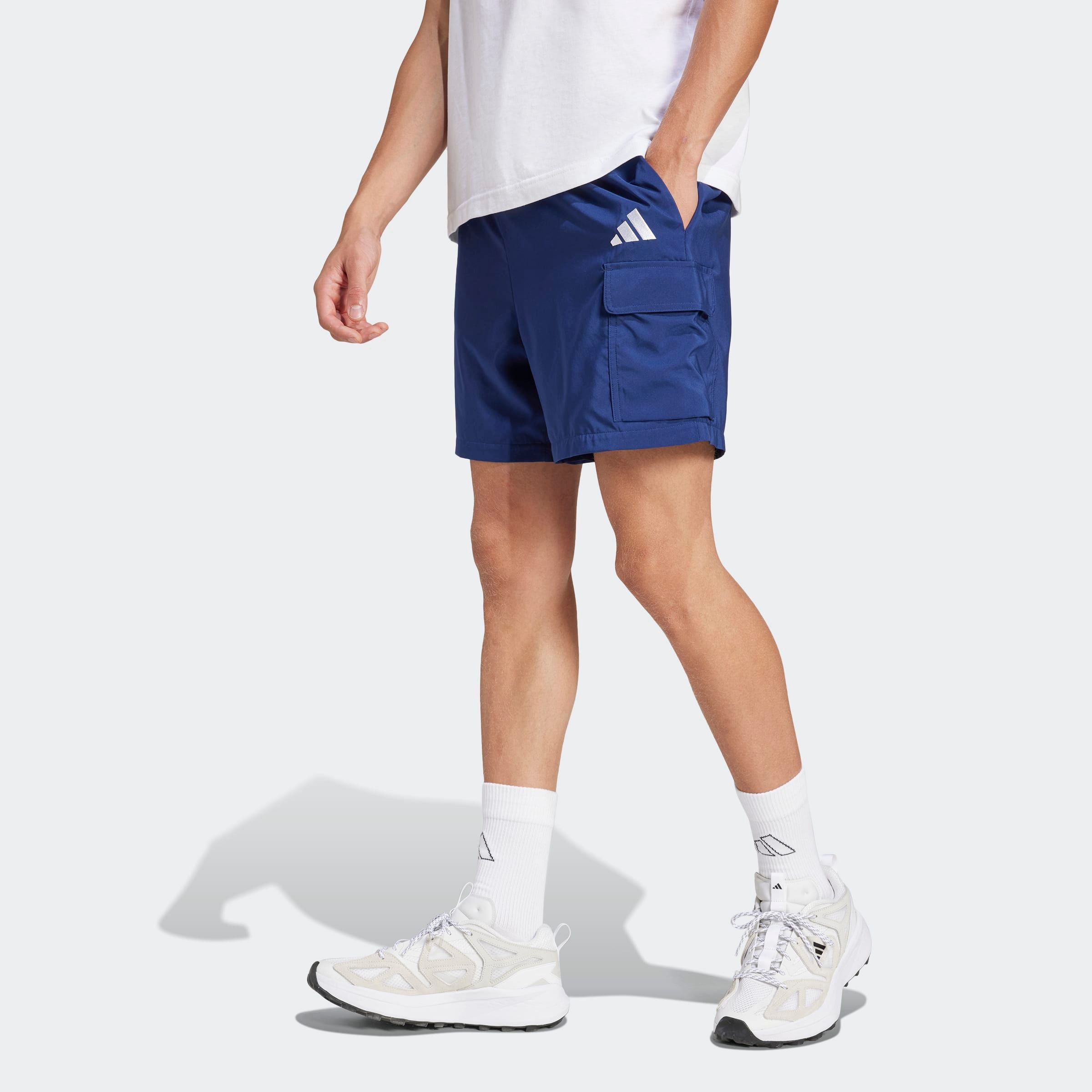 adidas Sportswear Shorts »ESSENTIALS SMALL LOGO CARGO CHELSEA«