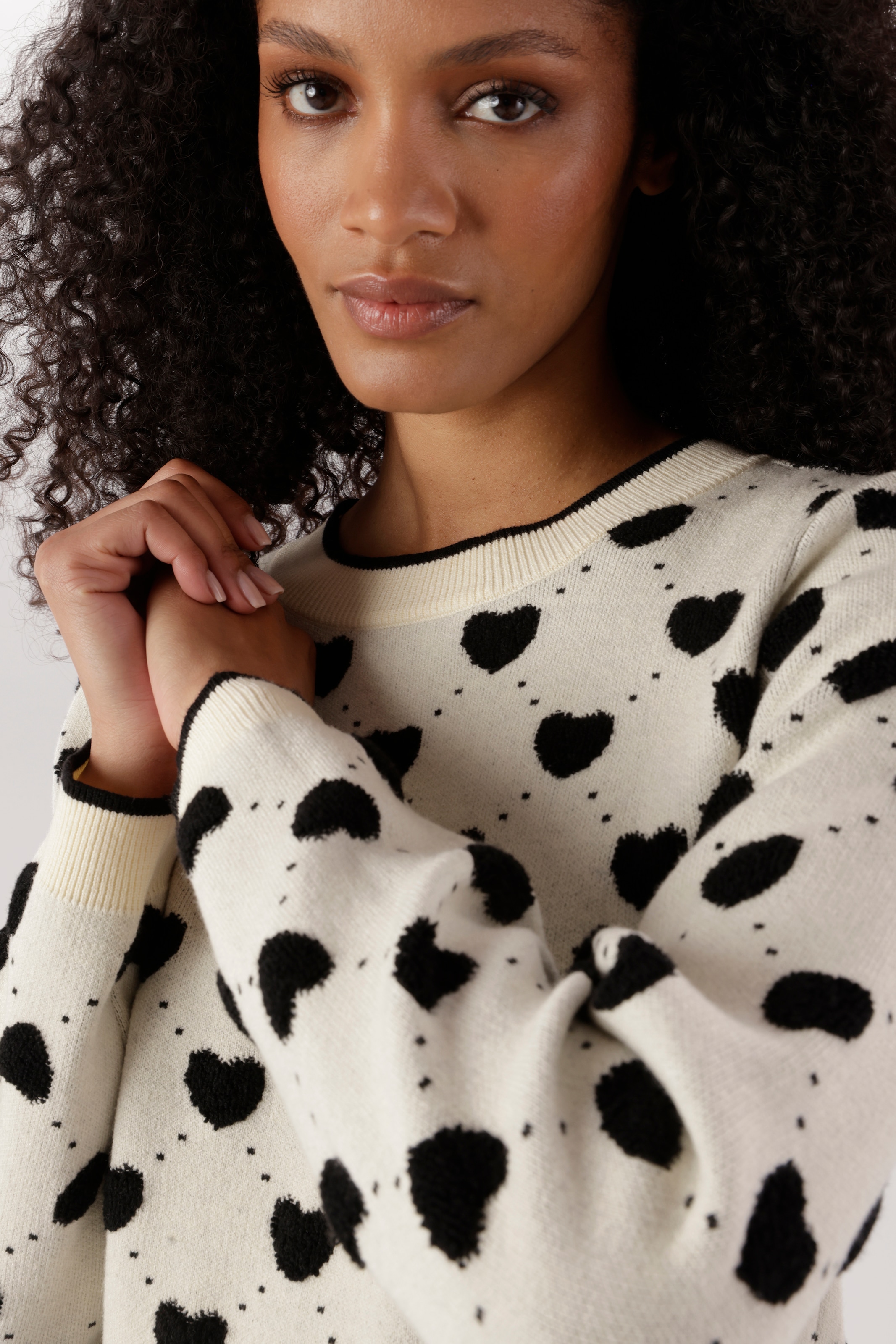 Aniston SELECTED Pull en tricot avec cœurs et pois tricotés - NOUVELLE COLLECTION