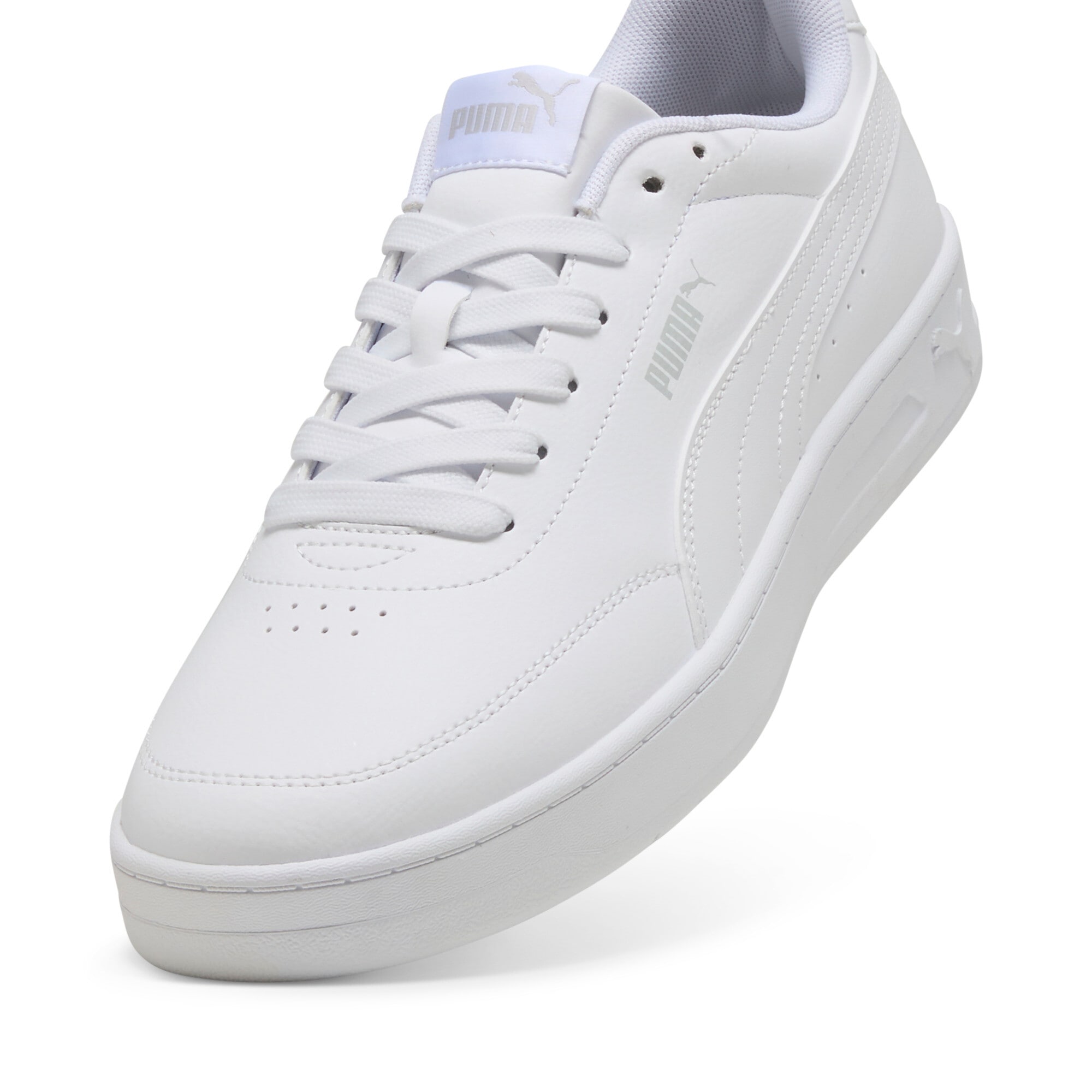 PUMA Sneakers »COURT CLASSIC CLEAN«  avec semelle intérieure SoftFoam+, tige synthétique, avec lacets