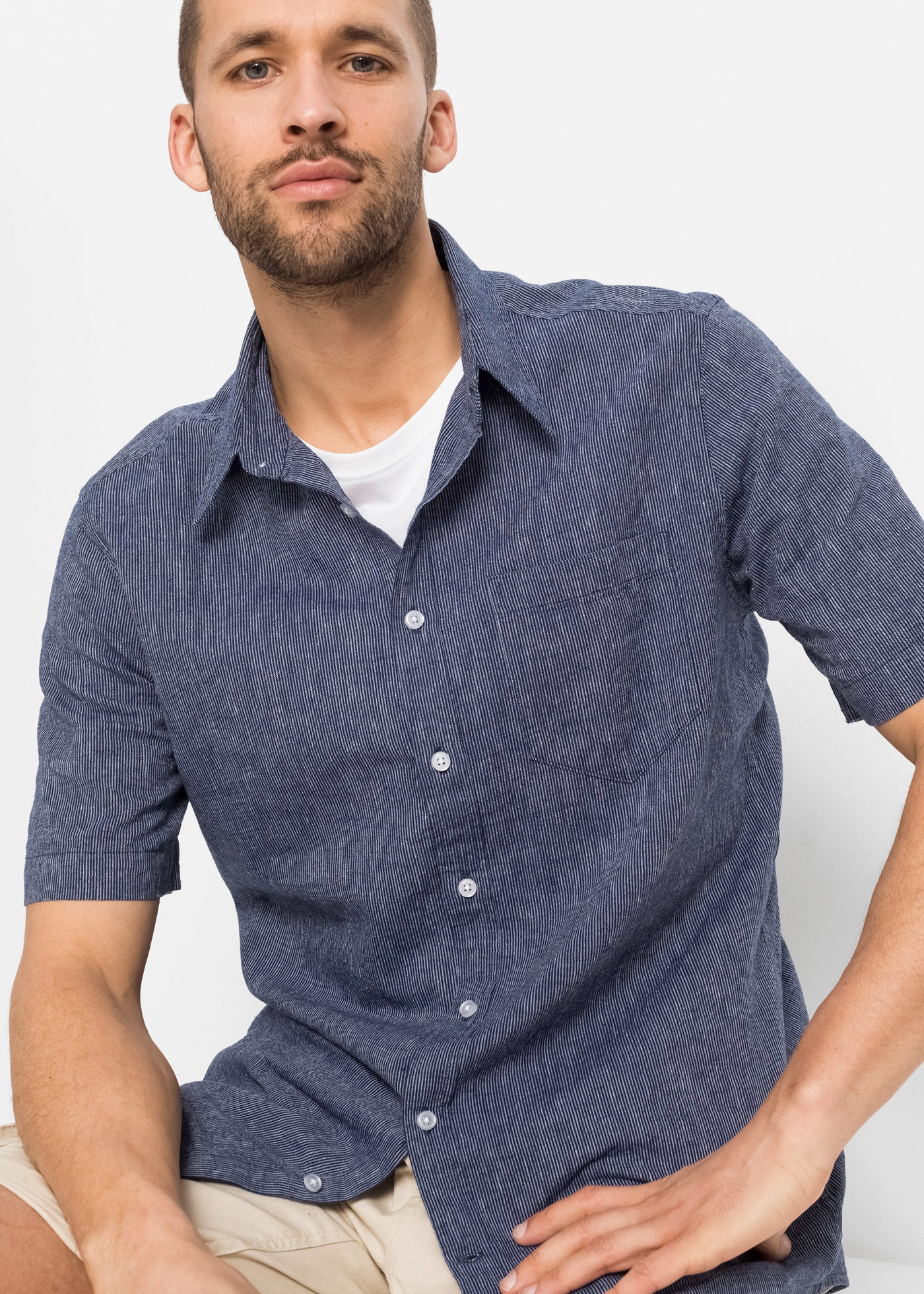 bonprix Chemise à manches courtes Regular Fit, aus Leinen-Baumwoll-Mix, mit Kentkragen
