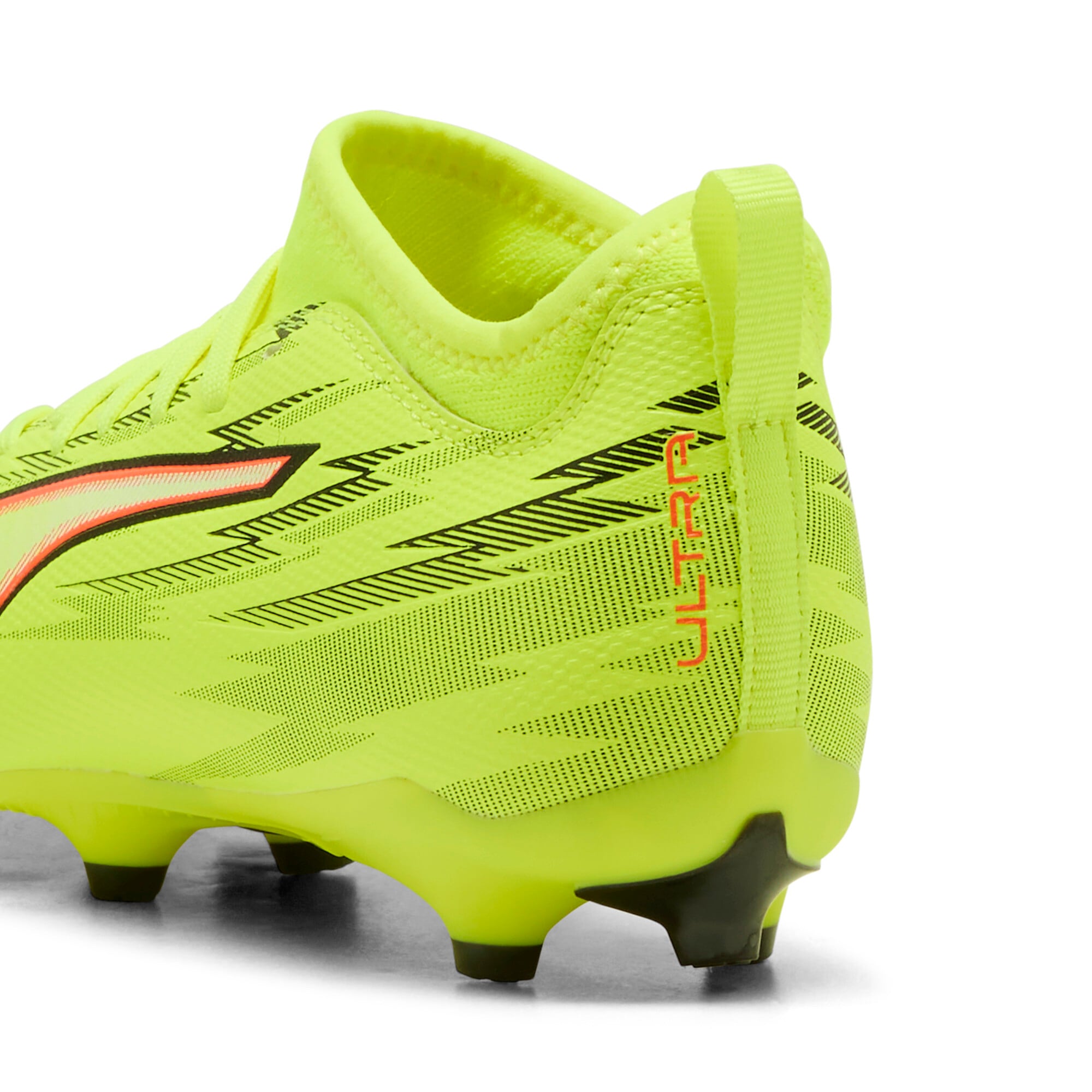 PUMA Chaussure de football »ULTRA 6 MATCH FG/AG JR«  für Rasenplätze