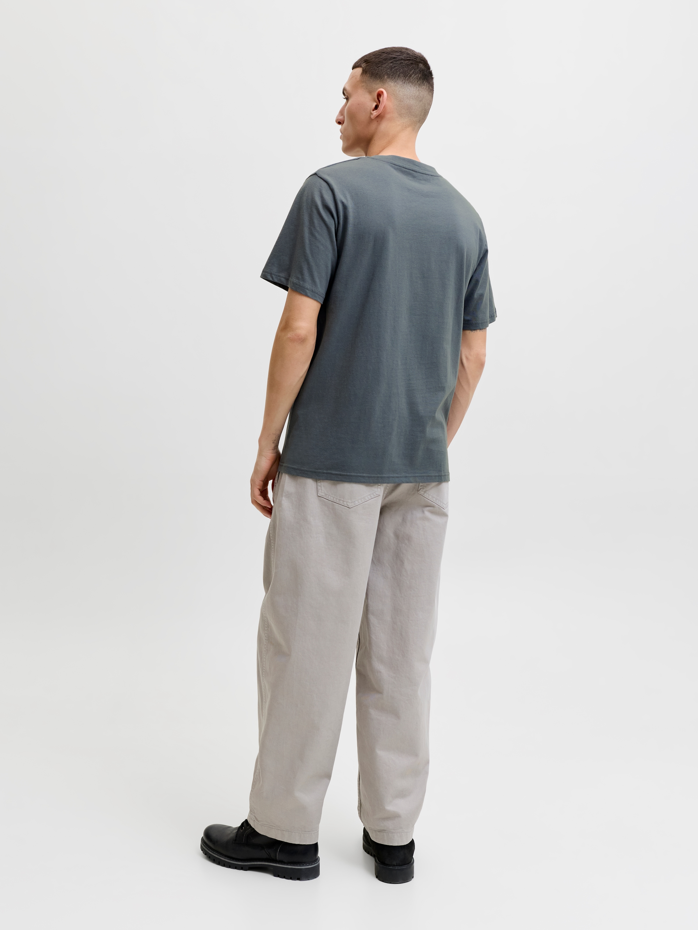 Jack & Jones Rundhalsshirt »JJTOM TEE SS CREW NECK SN« Baumwolle, regular fit