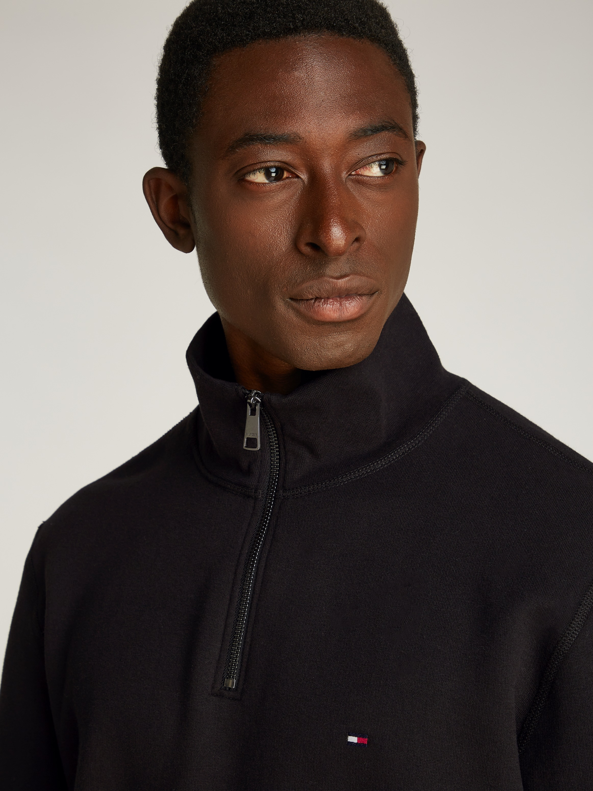 Tommy Hilfiger Sweatshirt »ESSENTIAL FLEECE 1/4 ZIP«, mit Stehkragen
