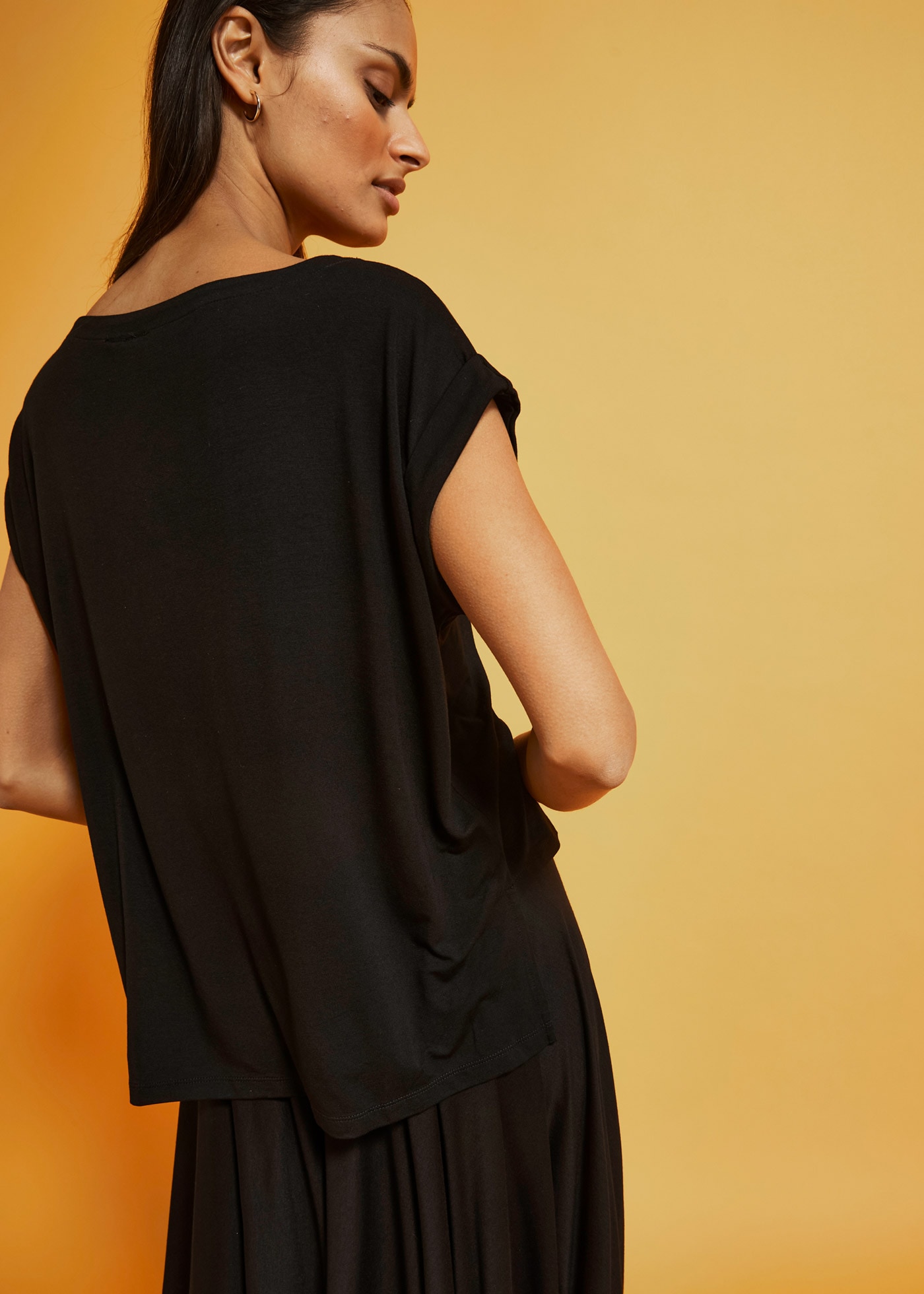 bonprix T-shirt oversize »Oversize-Shirt aus fliessender Viskose« oversize Passform, Kurzarm, für warme Tage, aus Viskose