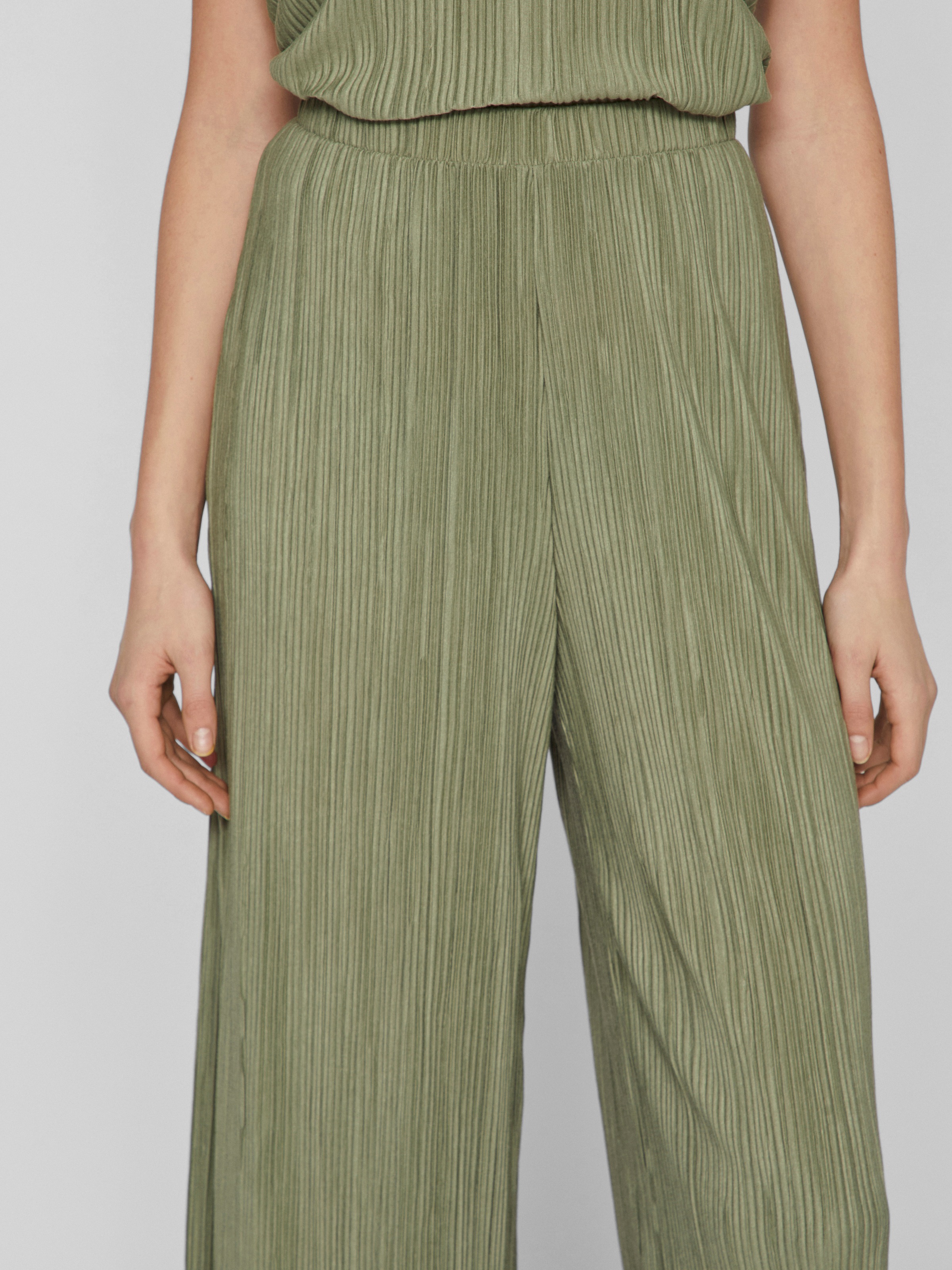Vila »VIPLISA HW CULOTTE PANTS - NOOS«  Sommerhose, plissierte Optik