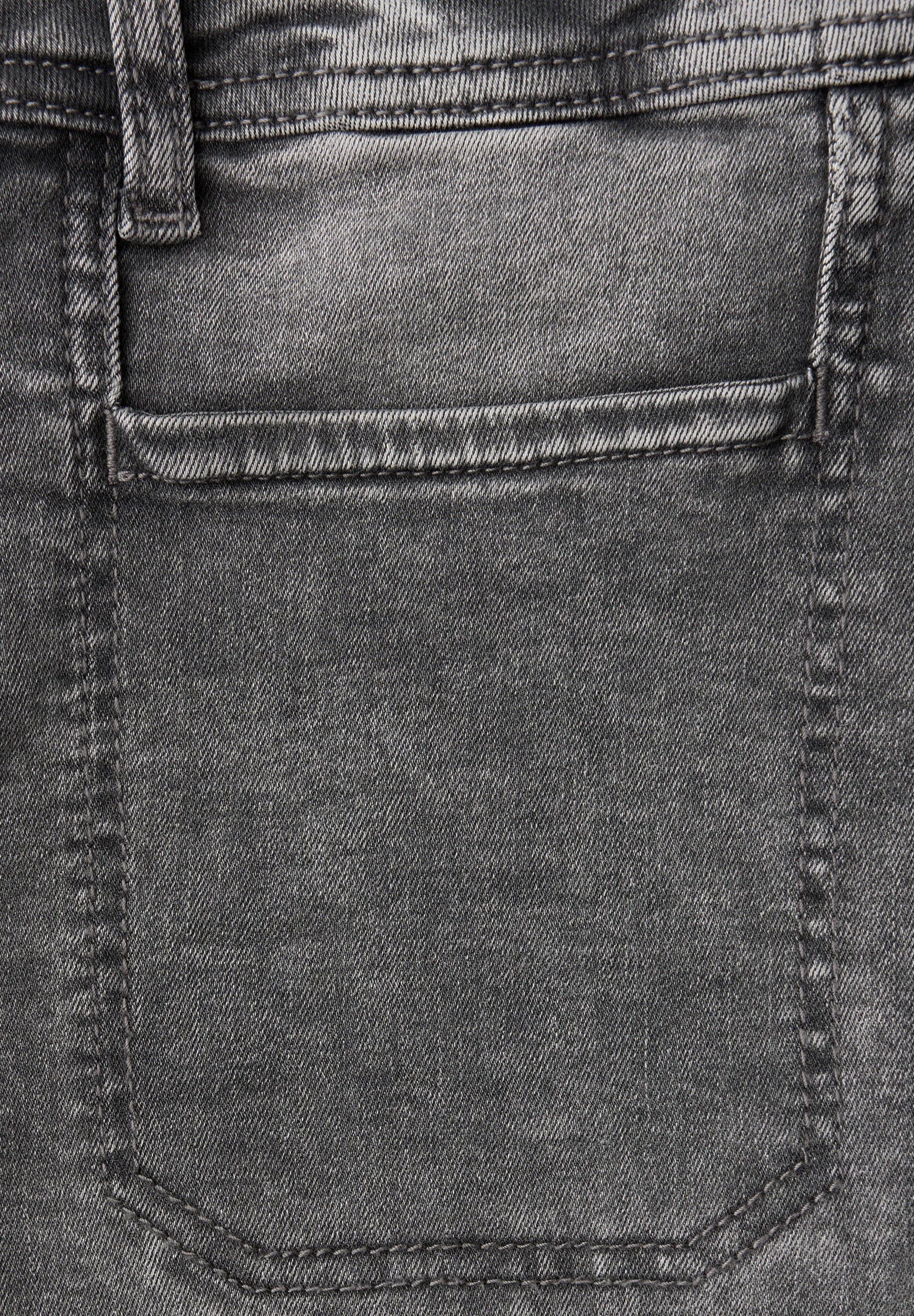 STREET ONE Jeans large in 5-Pocket-Form