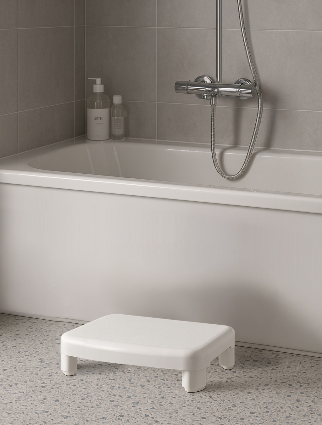 Bischof Bad-Stufe »Easy Step« Belastbarkeit bis 200Kg, hohe Standsicherheit.