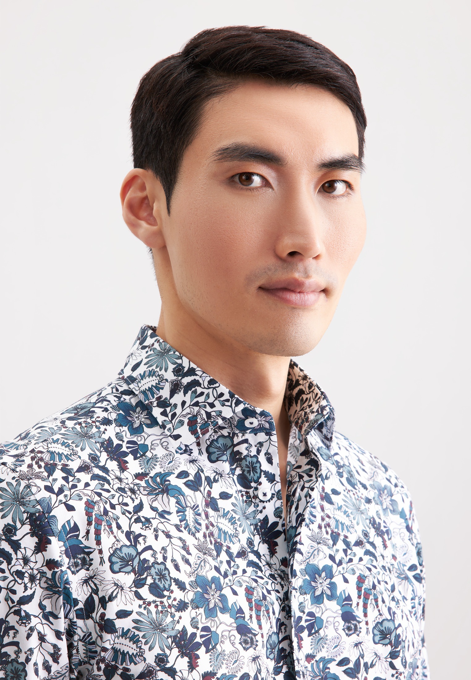 seidensticker Chemise d'affaires »Schwarze Rose« Slim 1/1 Kentkragen Geblümt