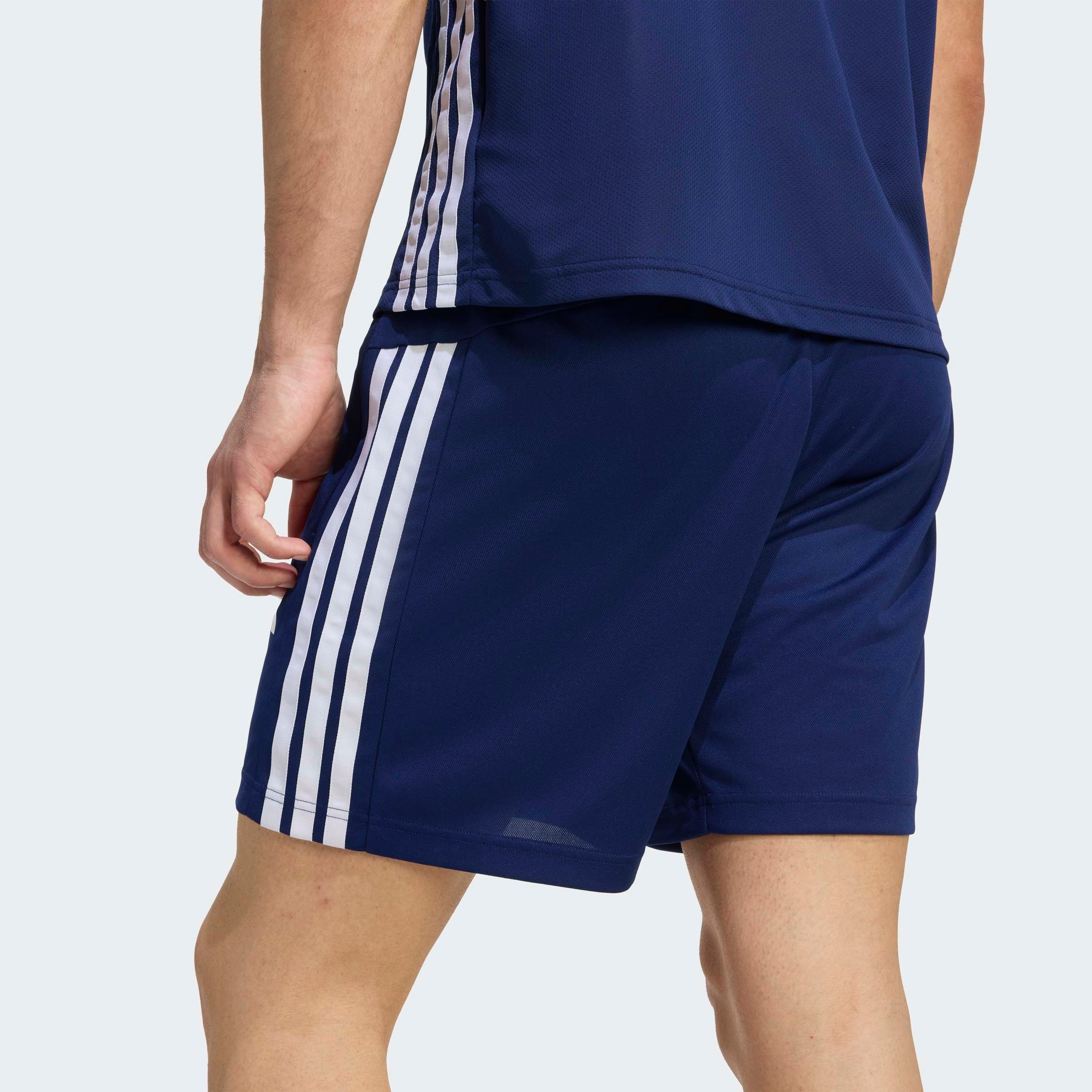 adidas Performance Short »WORKOUT ESSENTIALS BASE 3-STRIPES PIQUÉ 7 IN«