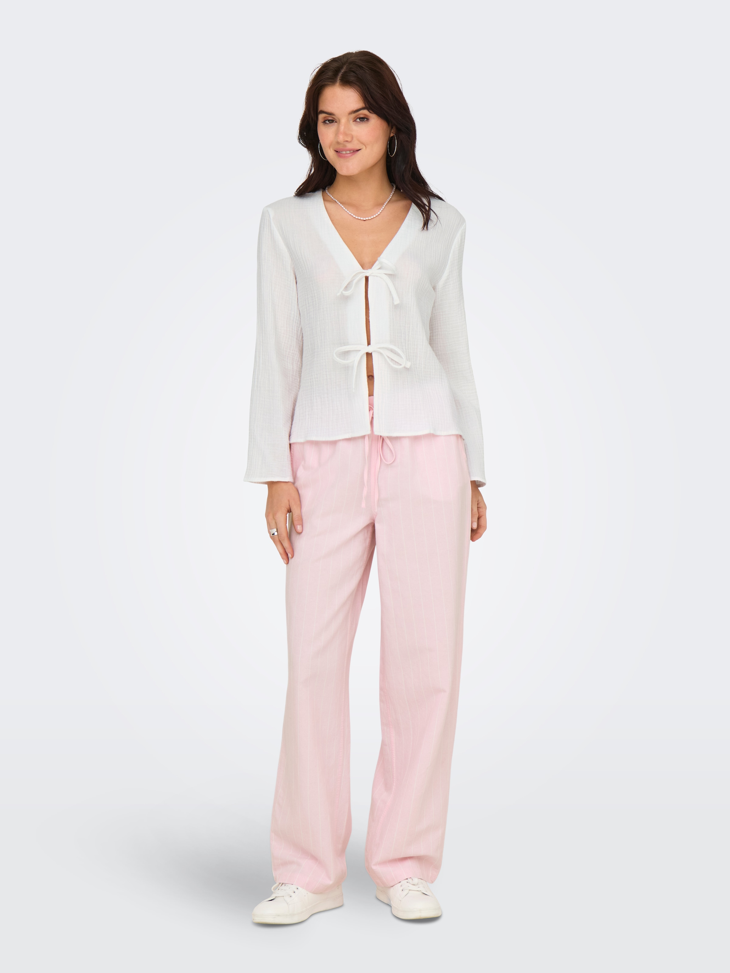 JDY Blouse à manches longues »JDYTHEIS LIFE L/S TOP WVN NOOS« coton, coupe régulière, qualité mousseline
