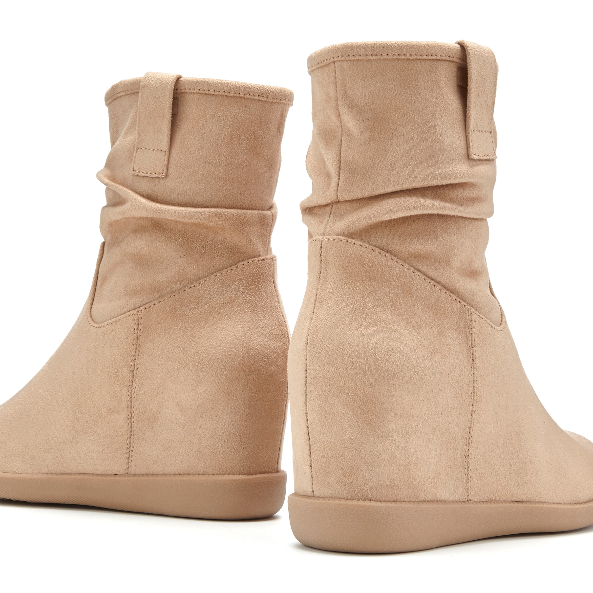 LASCANA Bottines »Stiefel, Keilstiefelette, Herbststiefelette,«  bout rond, talon compensé intérieur, intérieur textile