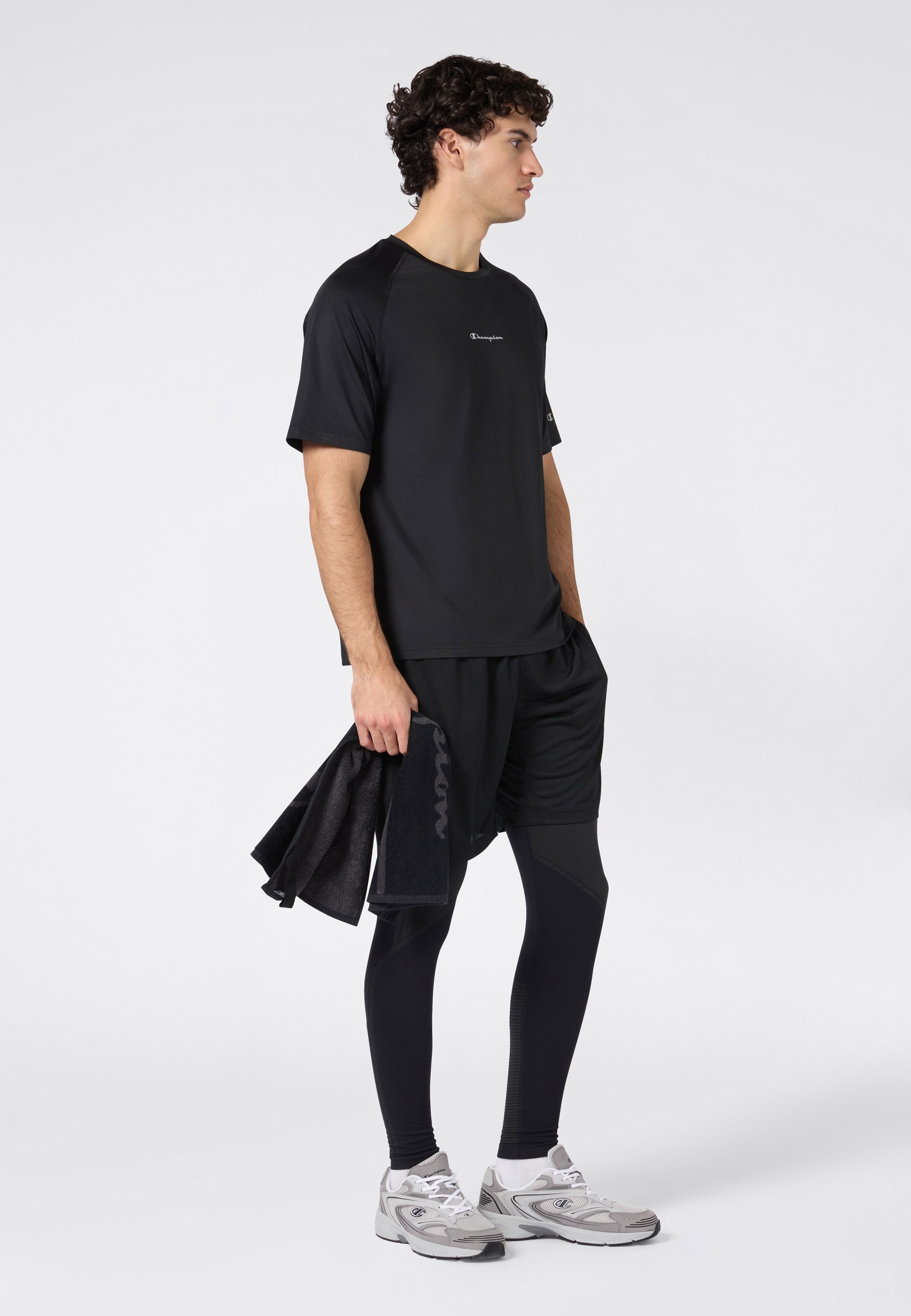 Champion Trainingsshirt »PERFORMANCE Light Stretch Lycra T-Shirt« sportlicher Stil, kurze Ärmel, atmungsaktiv, schnell trocknend
