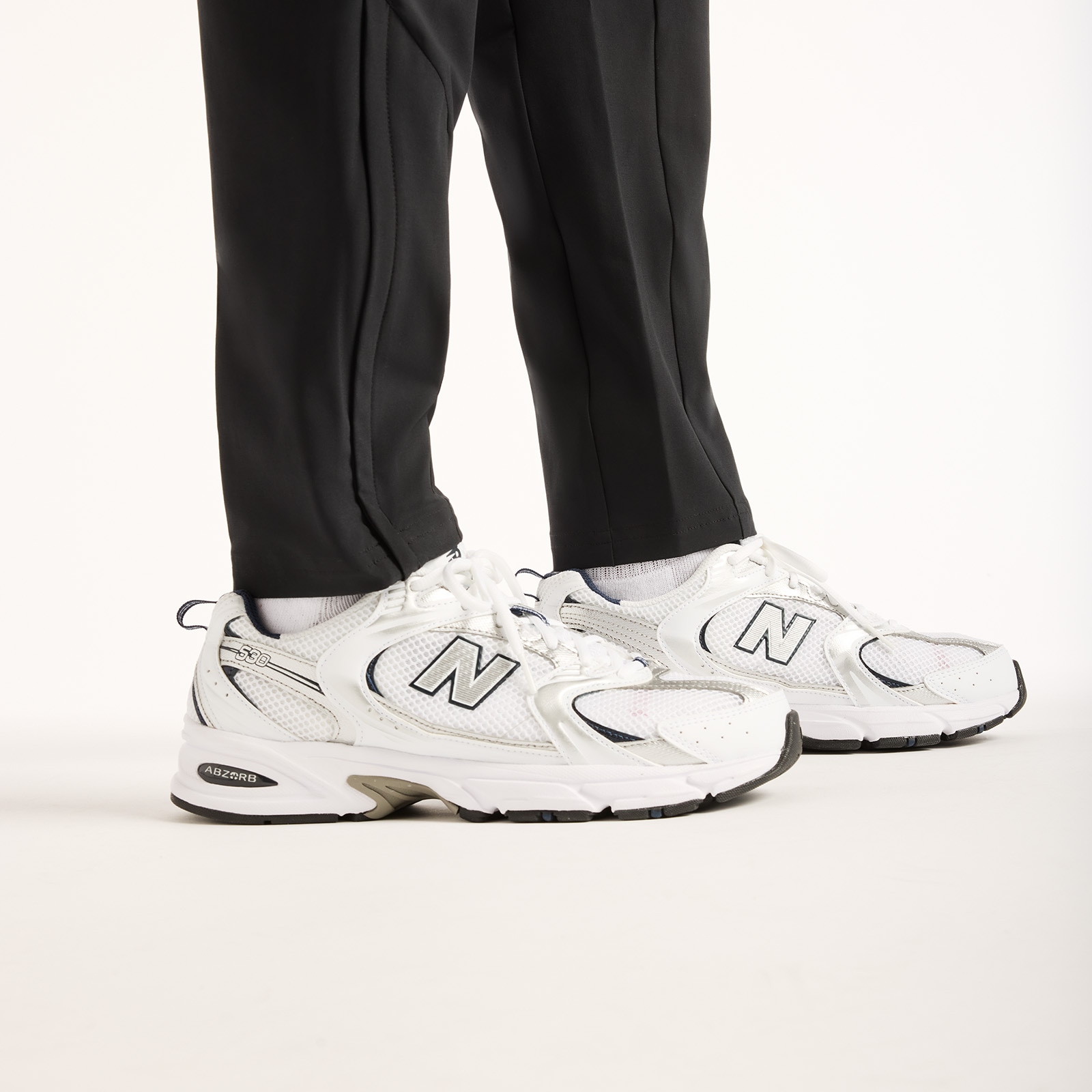 New Balance Trainingshose »UTILITY STRETCH WOVEN PANT«  Trainingshose für Fitness und Sportmode, sportlicher Stil