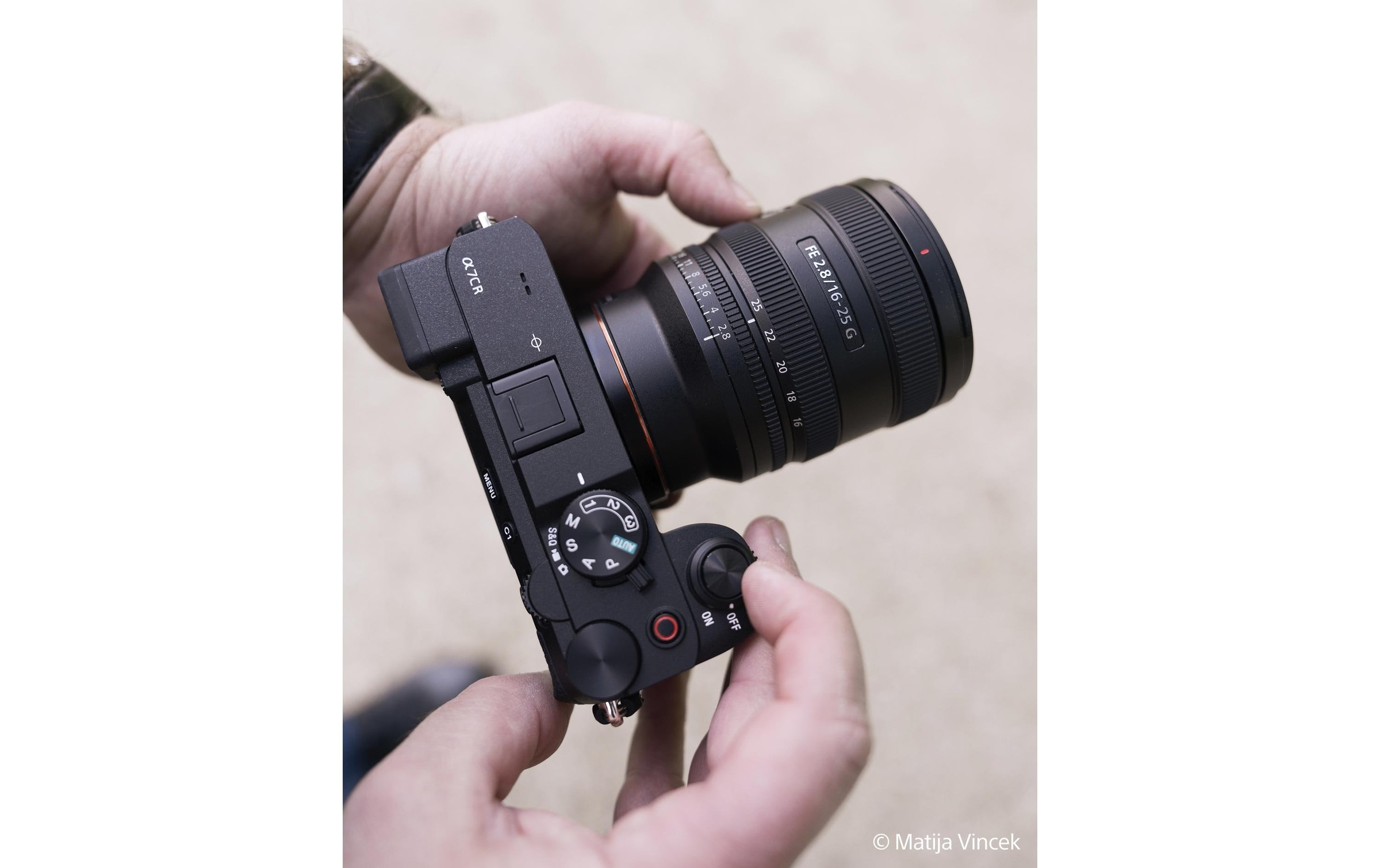 Sony Zoomobjektiv »FE 16-25mm F/2.8 G Sony E-Mount«