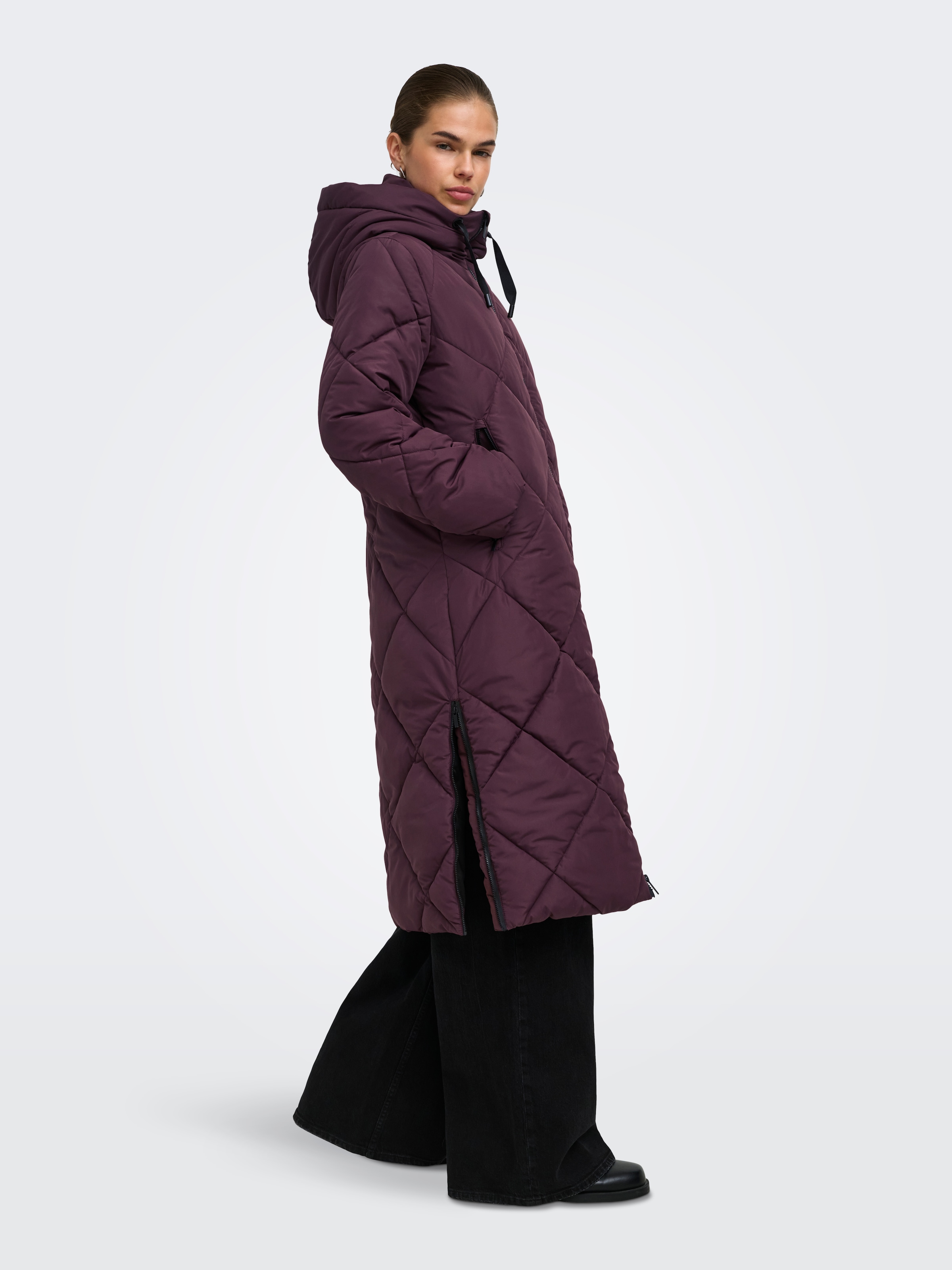 ONLY Manteau matelassé »ONLMAGGI LONG HOOD PUFFER CC OTW« Kunstfaser