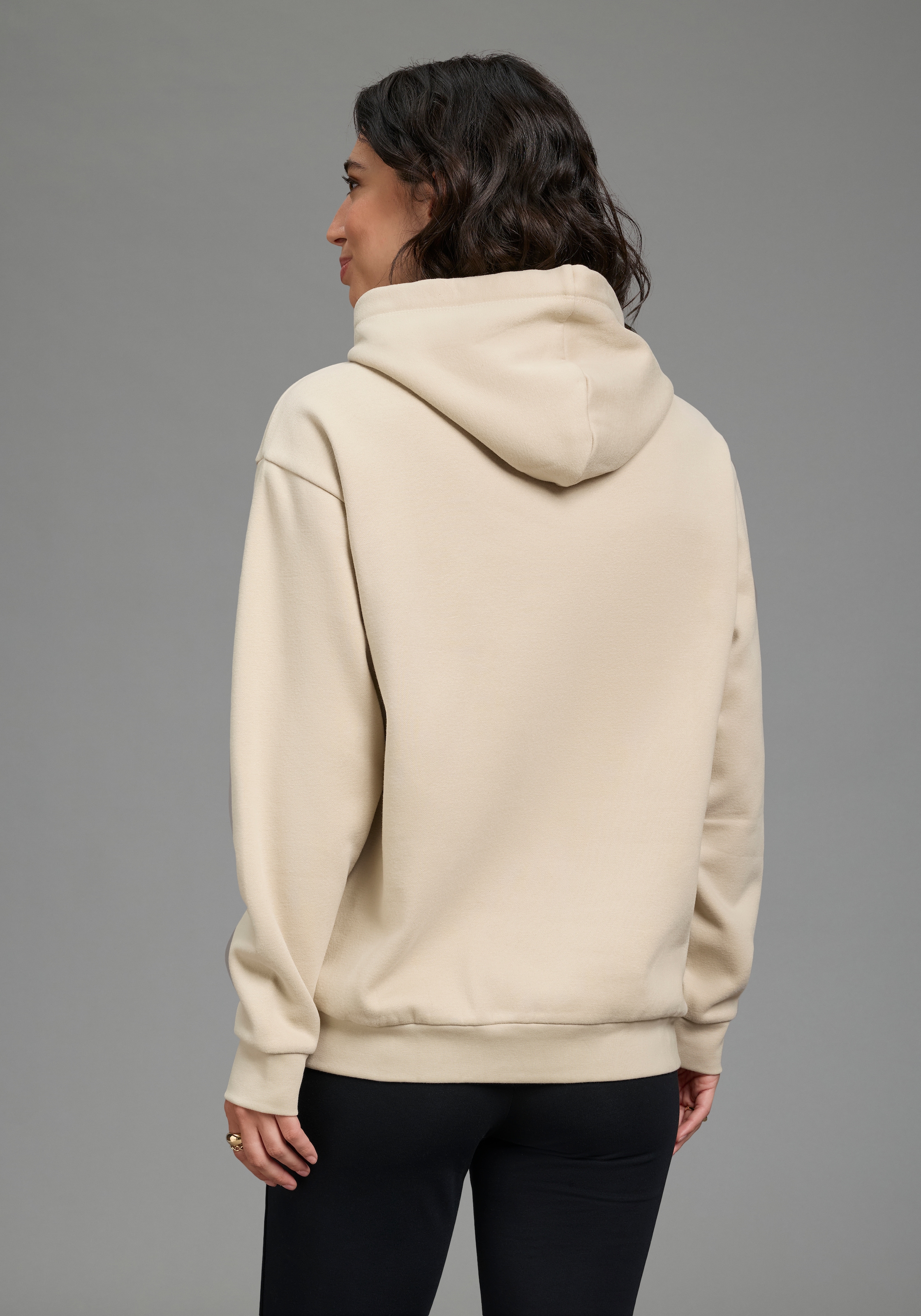 DELMAO Kapuzensweatshirt , Weiche Baumwollmischung mit Kängurutasche und bedruckter Kordel
