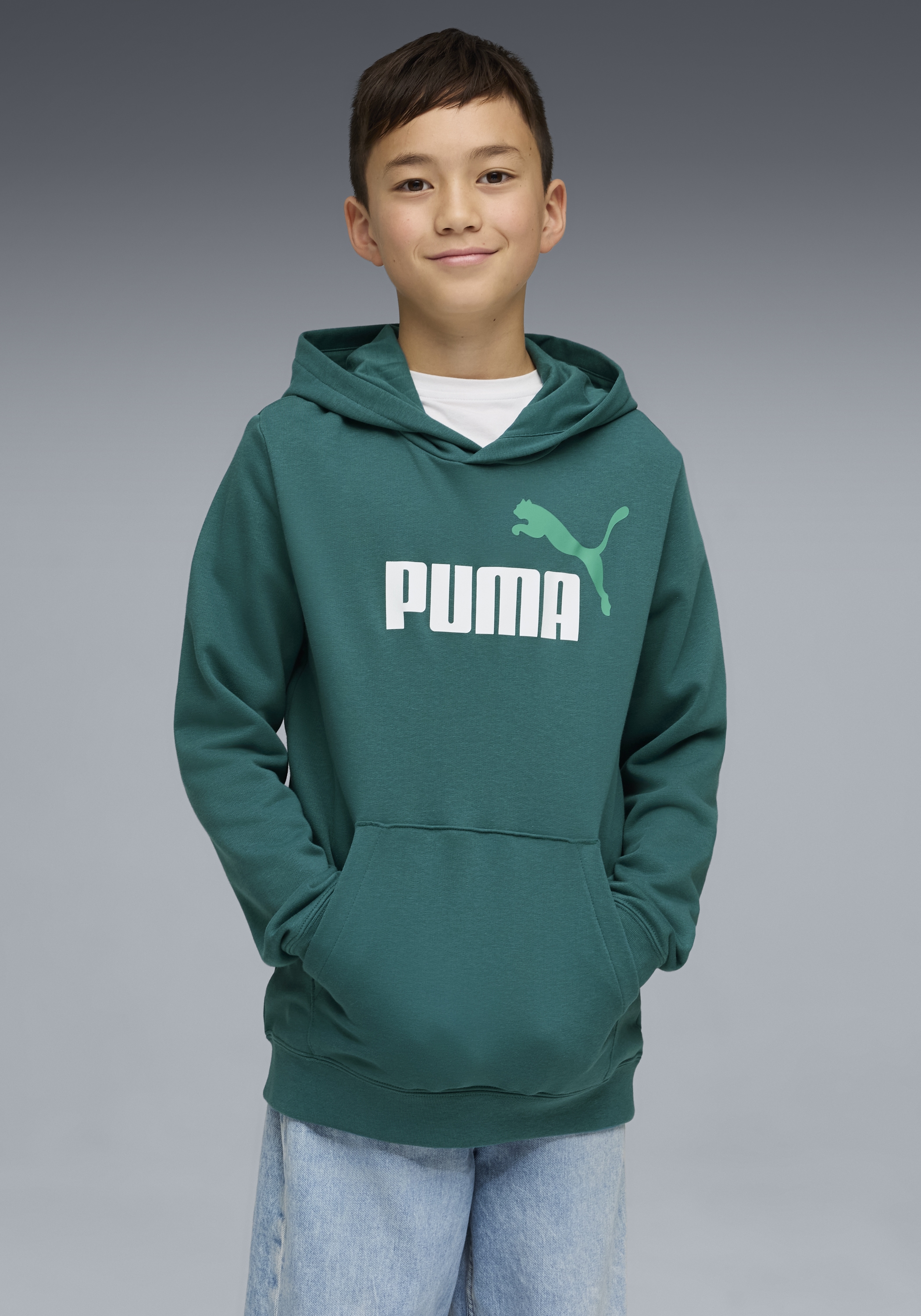 PUMA Sweat à capuche »ESS 2 COLOR NO.1 LOGO HOODIE TR B«, für Jugendliche, mit Print-Applikation, mit Kängurutasche
