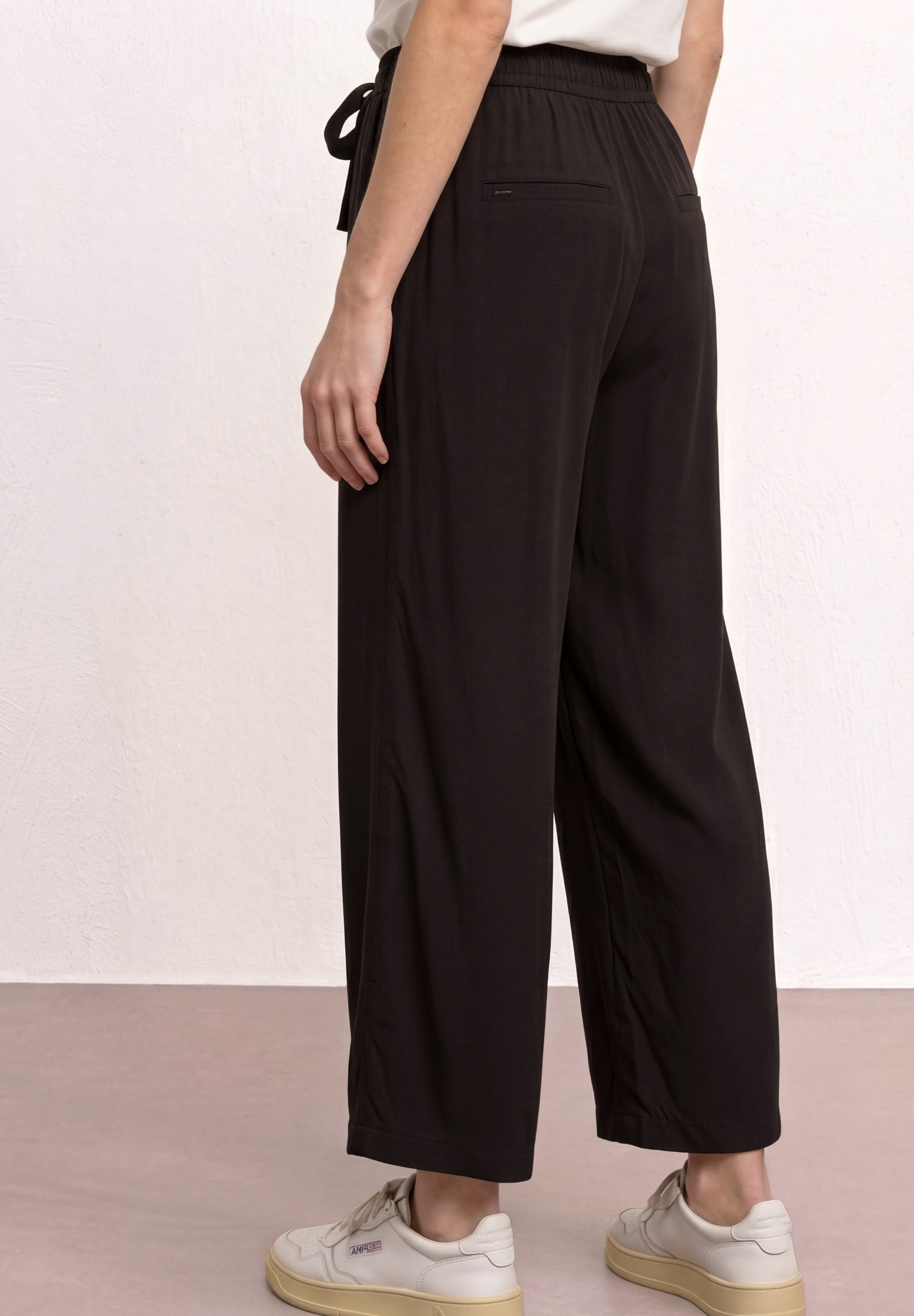 STREET ONE Pantalon en tissu »Style Emee«  Pantalon d'été 3/4 avec taille élastique et cordon de serrage