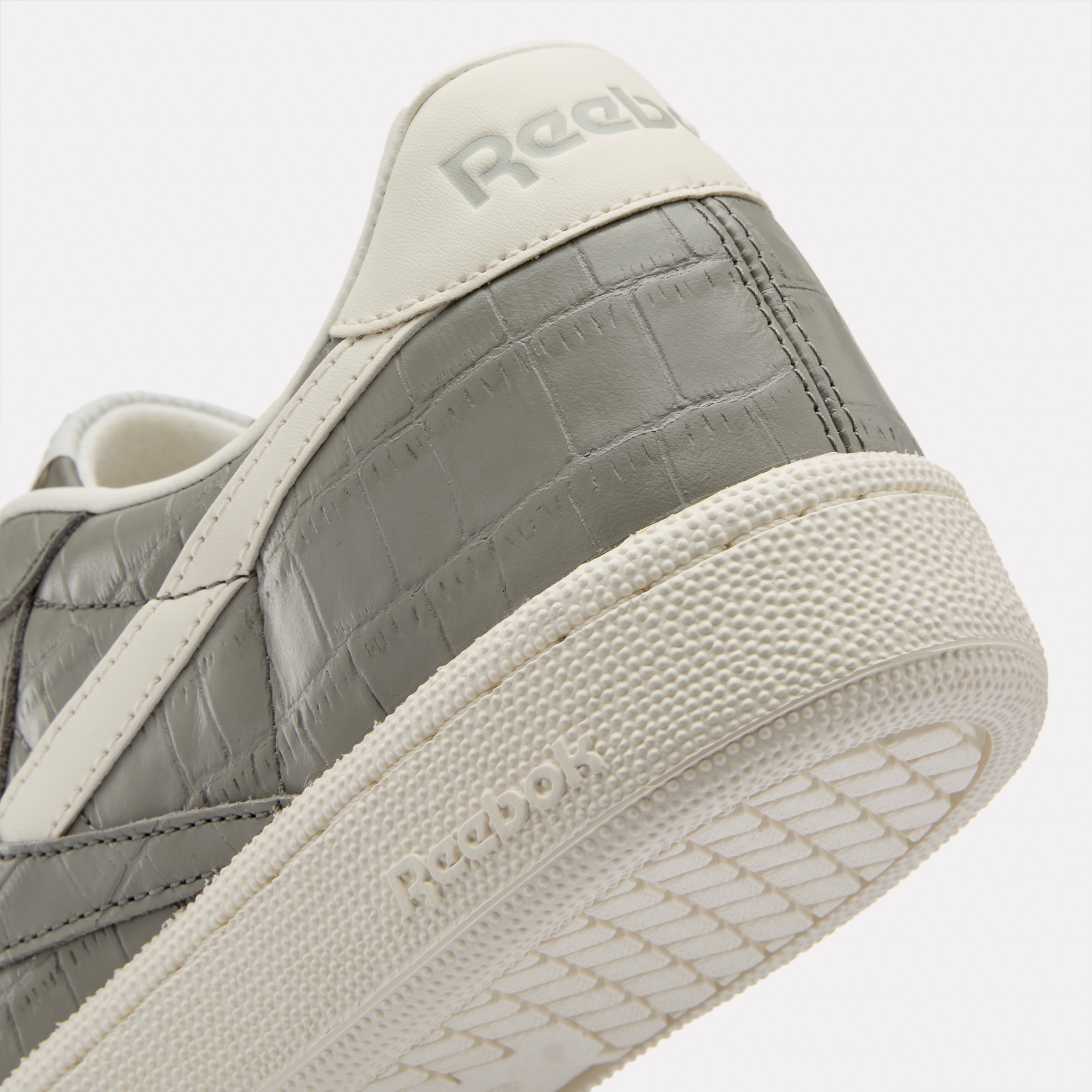 Reebok Classic Chaussure d'entraînement »CLUB C GROUNDS UK«