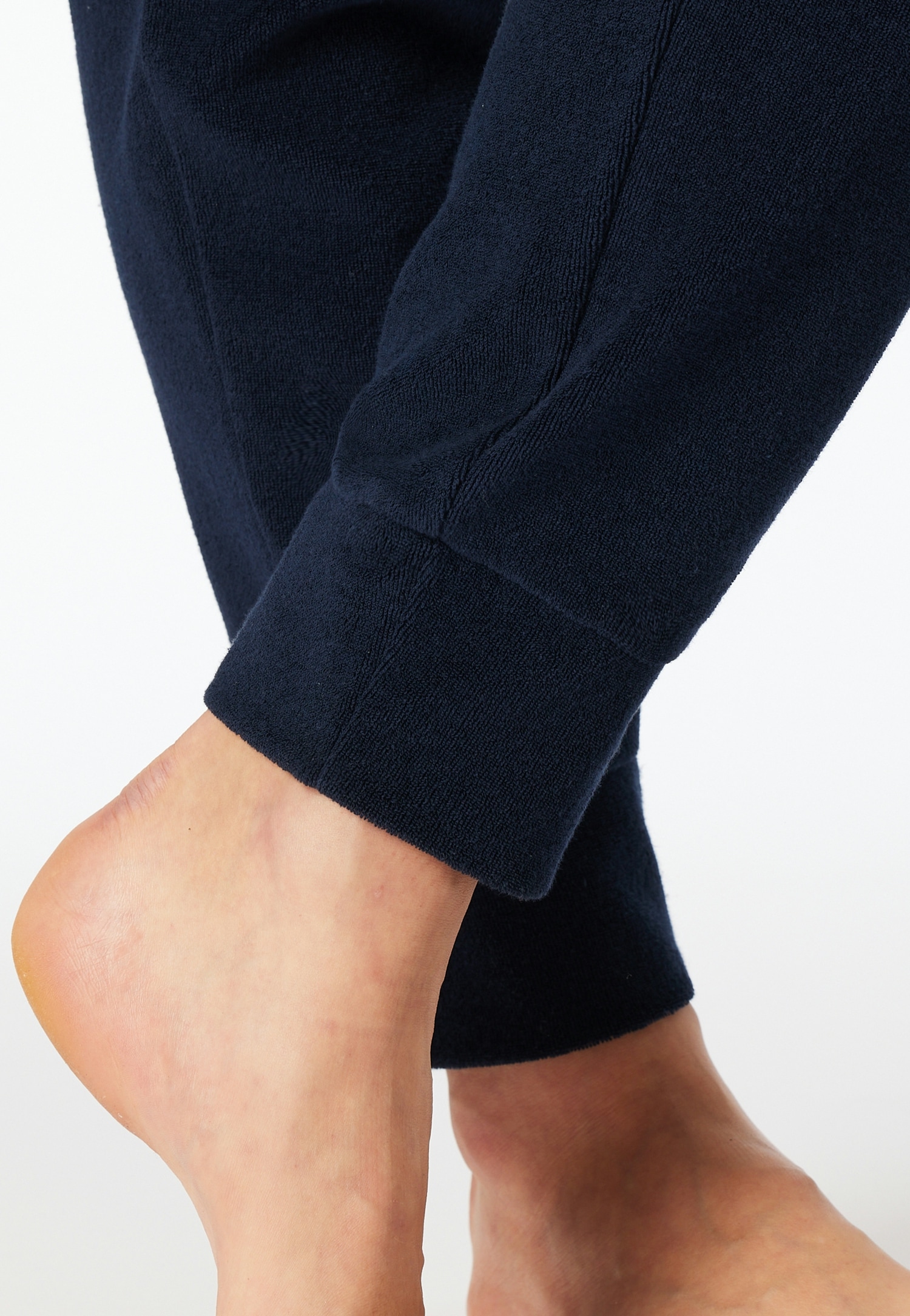 Schiesser Pyjama »Casual Essentials« 2 pièces wärmende Frottee-Qualität, Rundhalsausschnitt, langärmelig