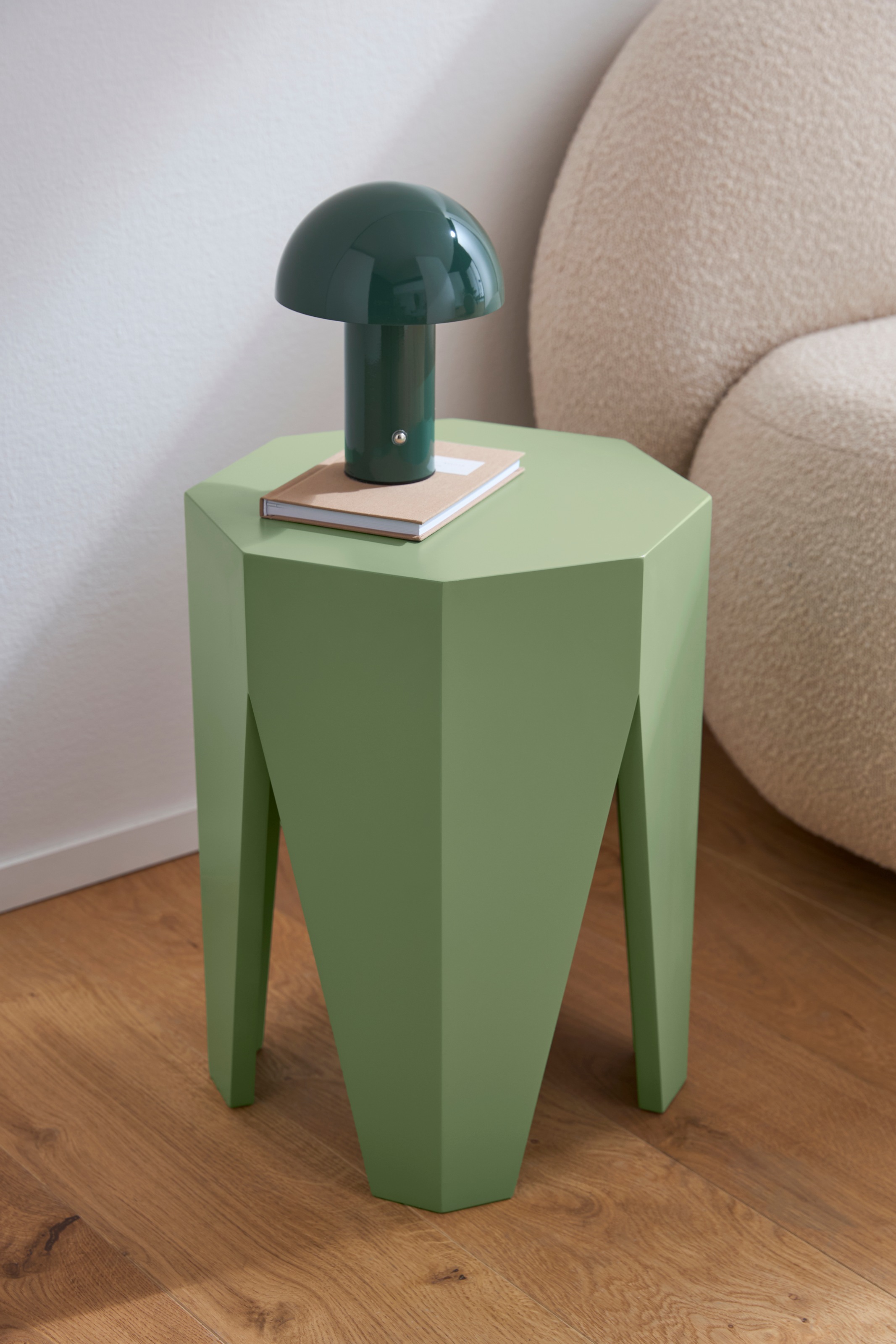 s.Oliver Table d'appoint »Högsby« en MDF laqué vert sauge, largeur 35, hauteur 45 cm