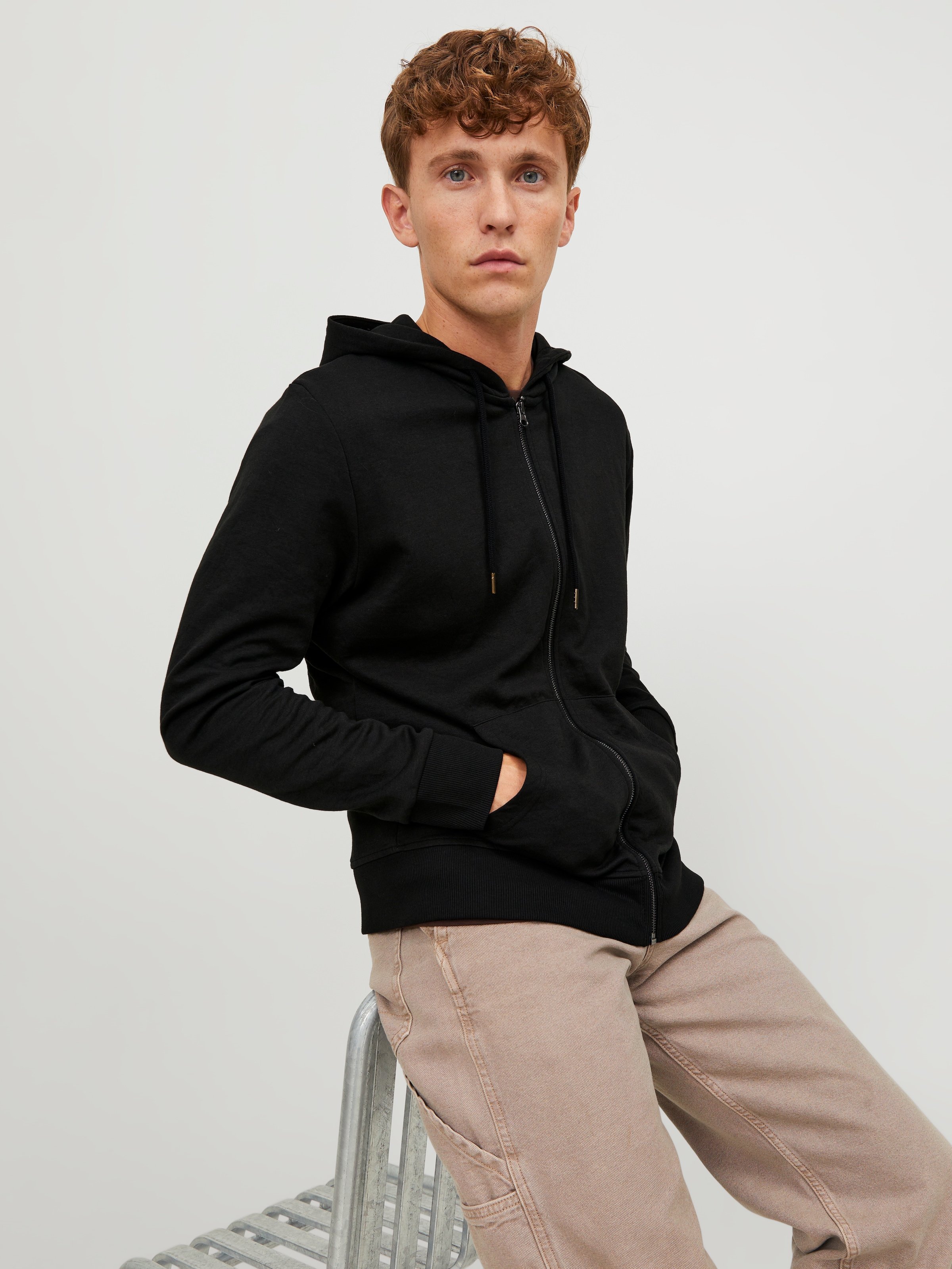 Jack & Jones Sweat à capuche »JJEBASIC Hoodie mit Rippbündchen und angenehmem Tragegefühl« unifarben, modisch, regular fit, Baumwollmischung, Rundhals