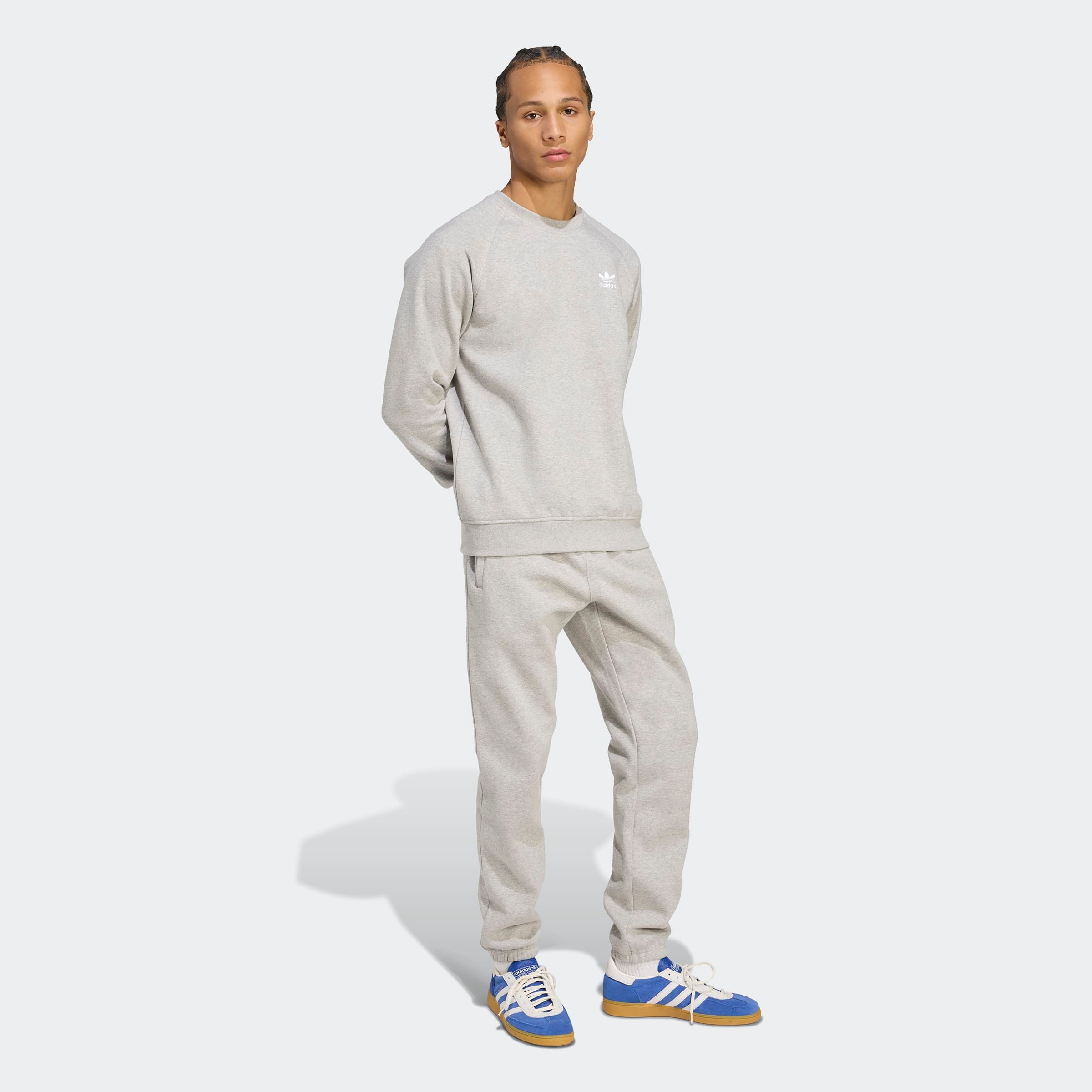 adidas Originals Pantalon de sport »TREFOIL ESSENTIALS«  schmale Passform, mit flauschiger Innenseite, mit Rippbündchen