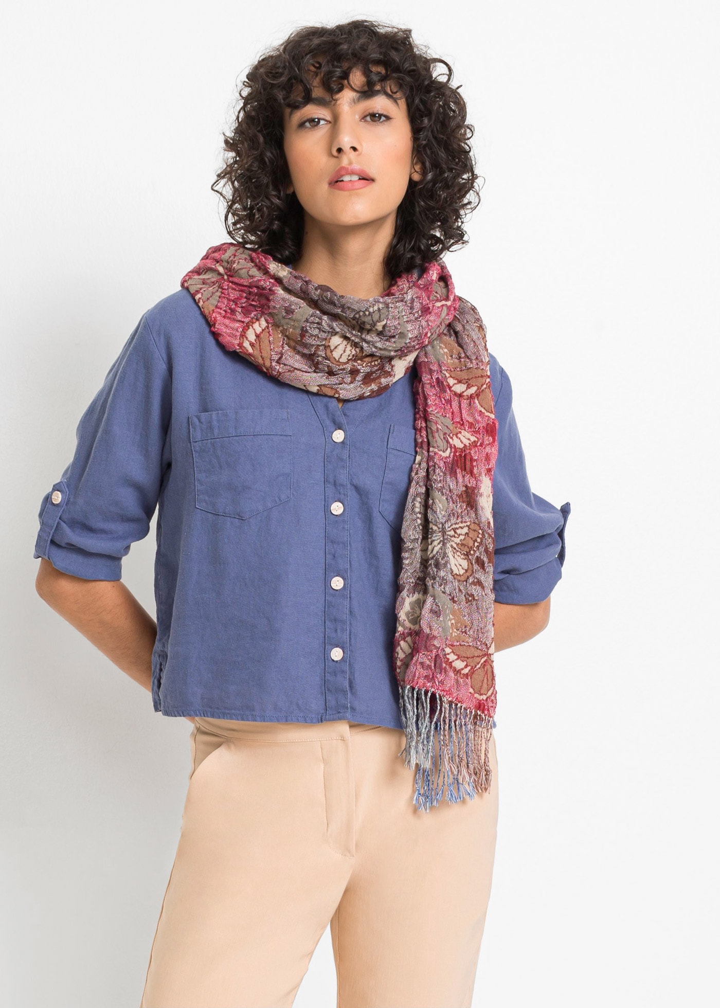 bonprix Schal feminin geschnitten, aus Polyester und Elasthan