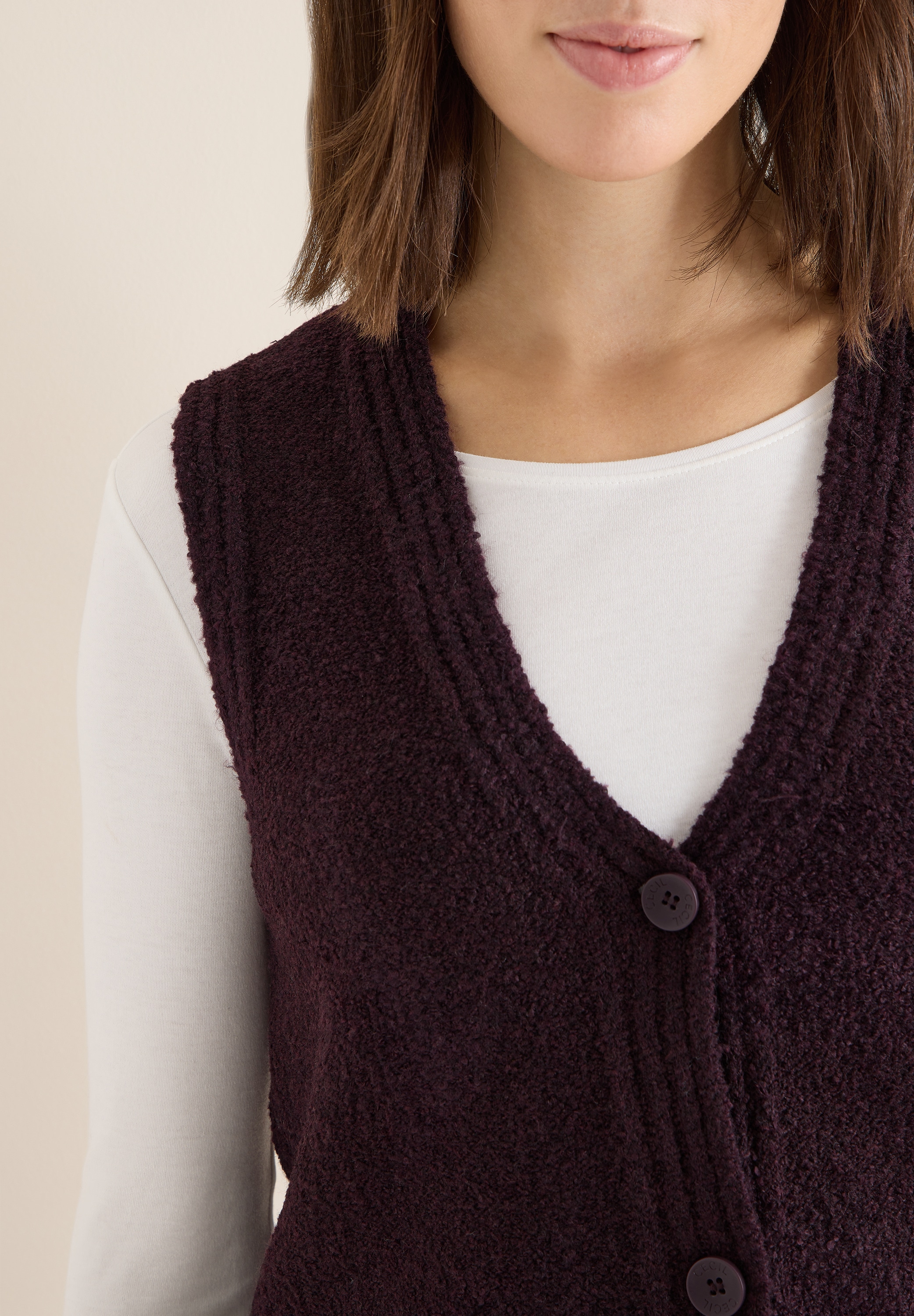 Cecil Gilet tricoté mit Bouclé-Struktur und V-Ausschnitt