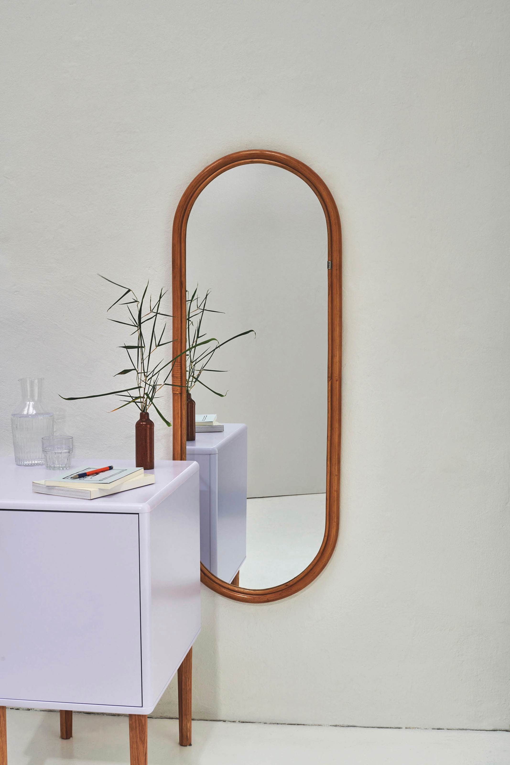 SIT Wandspiegel mit SIT Metallring am Rahmen