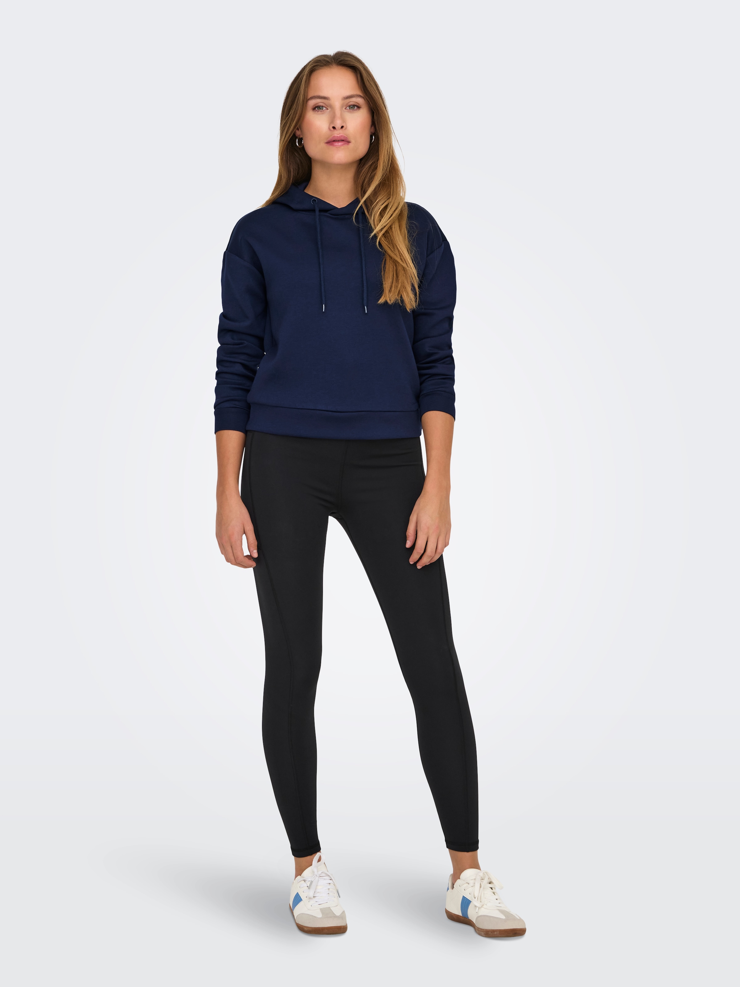 ONLY Play Sweat à capuche »ONPLOUNGE LS HOOD SWEAT - NOOS«
