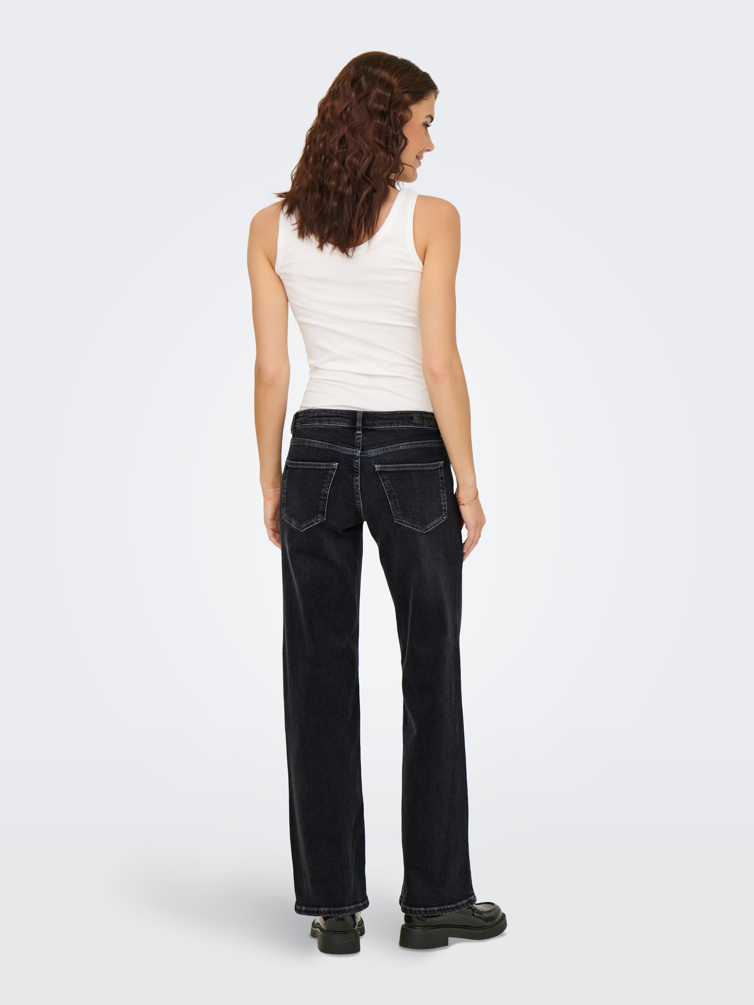 ONLY Jeans droit »ONLJUDY-O LW WIDE LEG DNM TAI850 NOOS« in dunkler Waschung, gerade Form, niedrige Leibhöhe