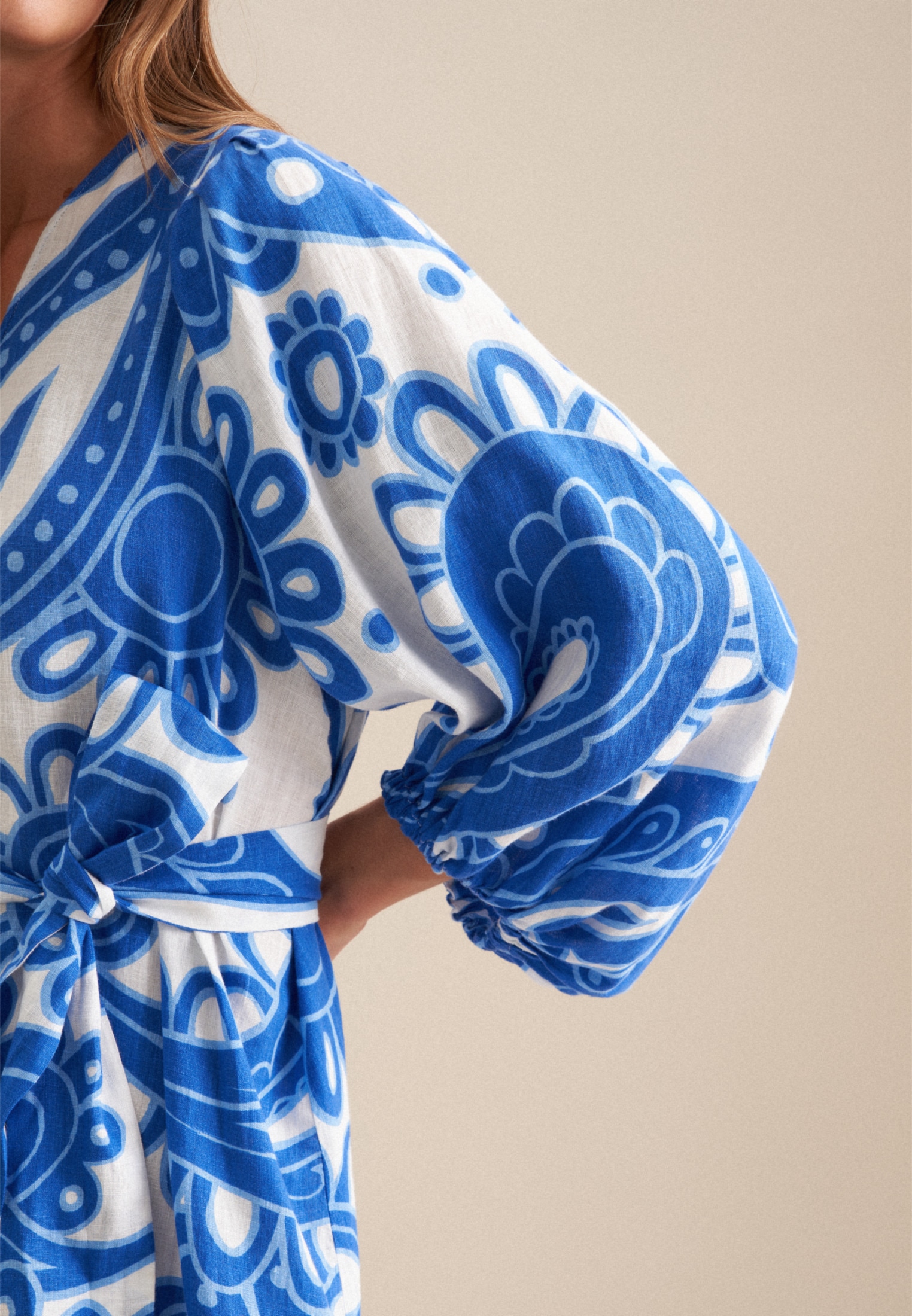 seidensticker Robe d'été »Schwarze Rose« 3/4 V-Neck Paisley