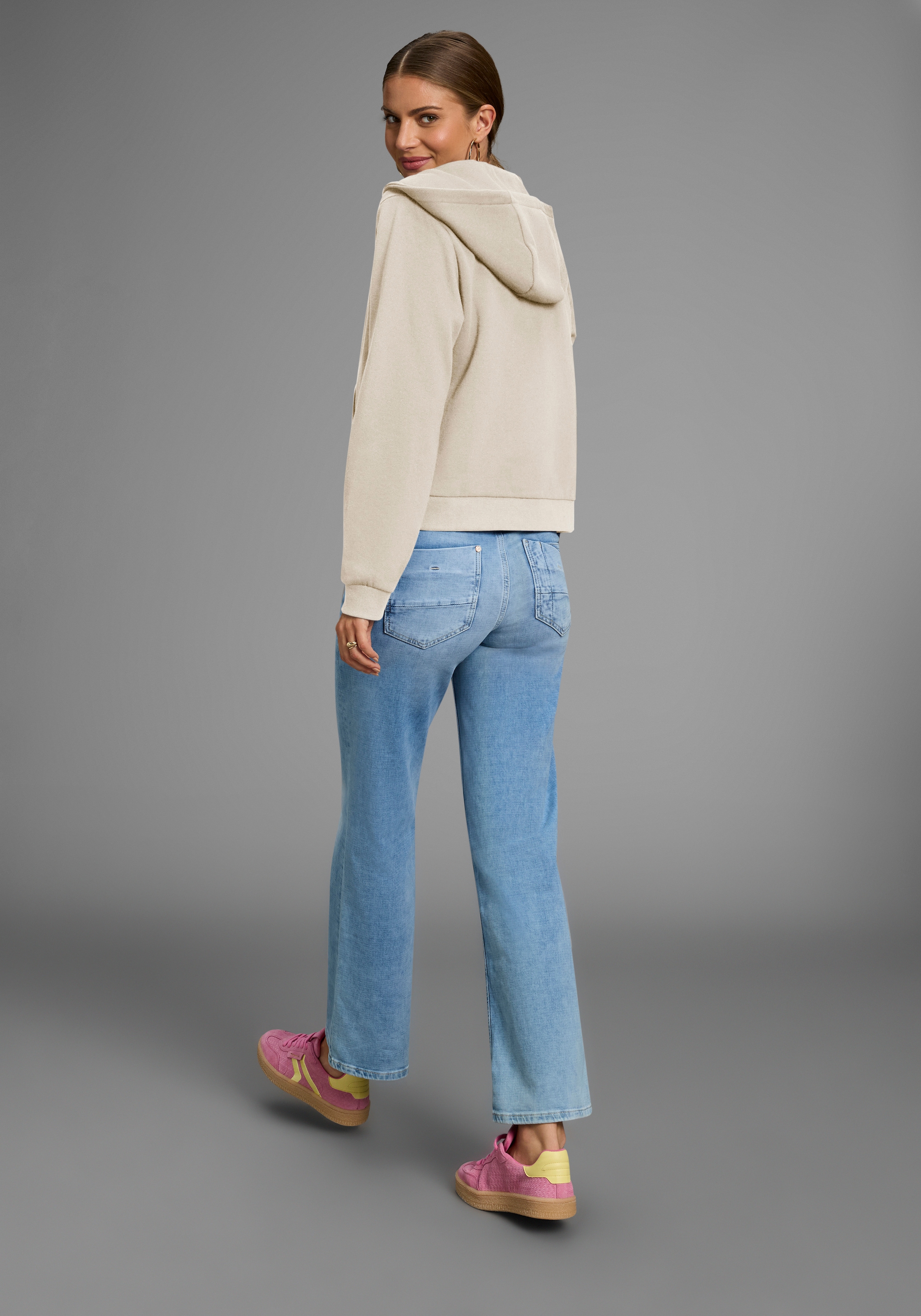 DELMAO Kapuzensweatjacke mit Reissverschluss, Kapuze & Kängurutasche