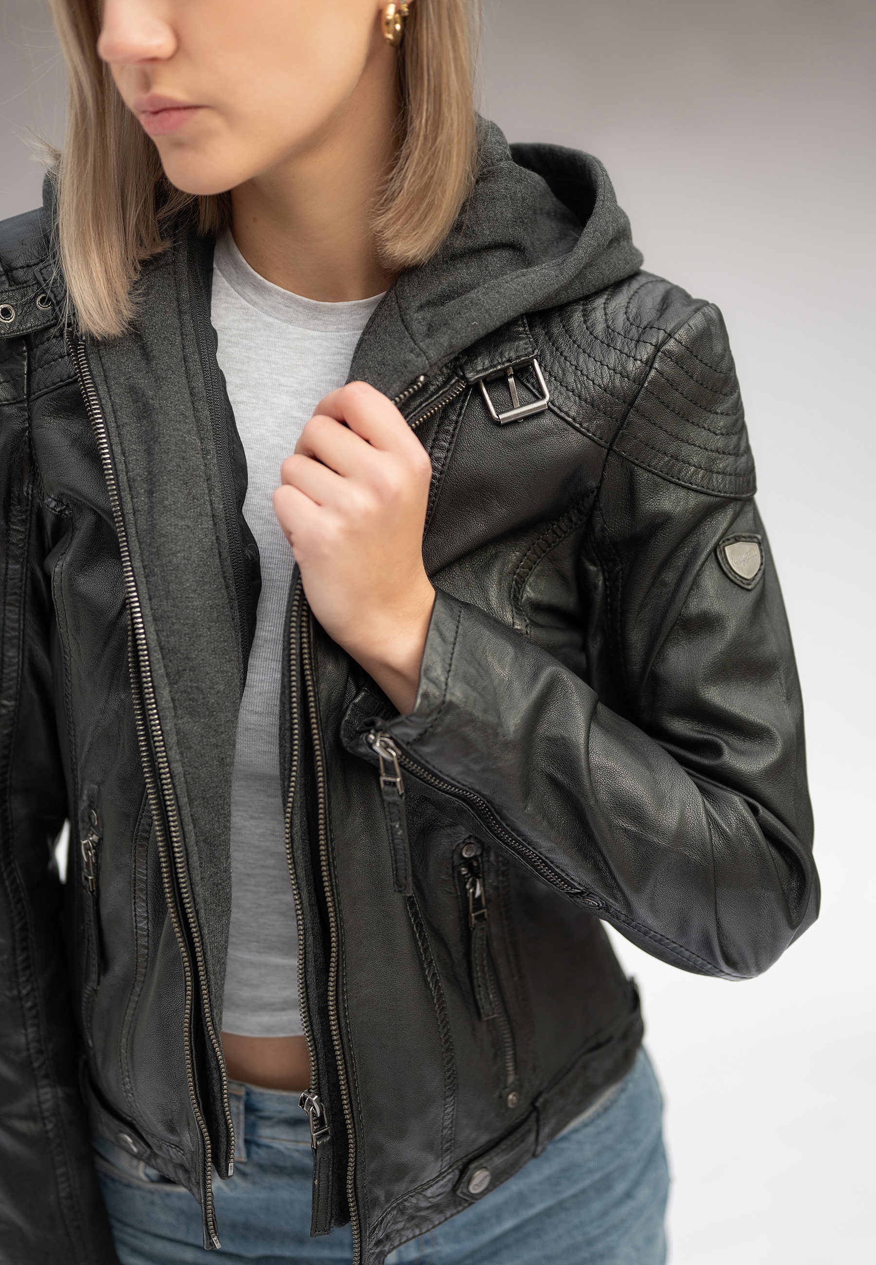 Mauritius Lederjacke »Cacey LEGV« mit Kapuze mti Kapuze, Reissverschluss, Ziersteppung