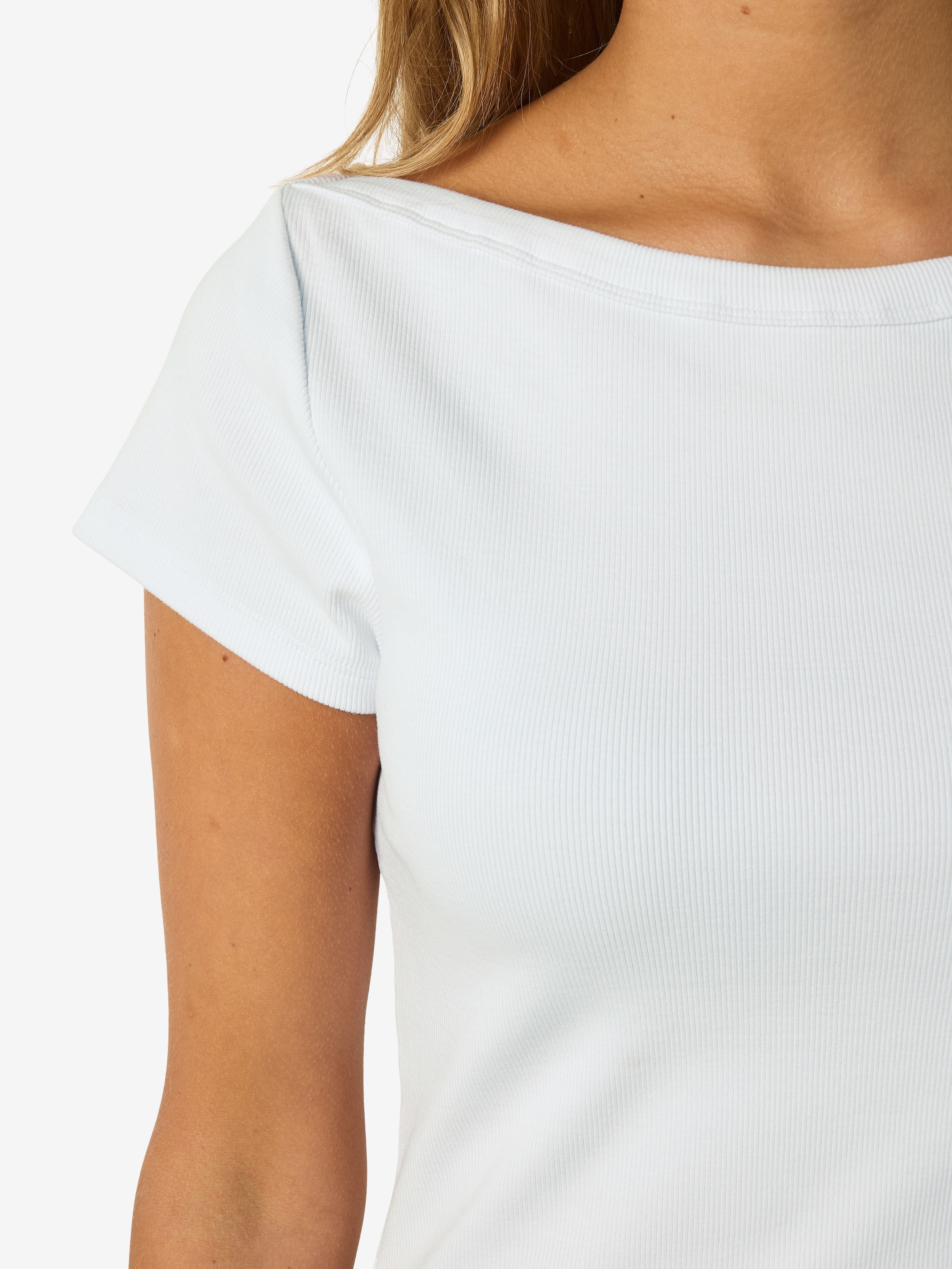 Noisy may T-shirt à manches courtes »NMMAYA S/S BOATNECK TOP NOOS« Baumwollmischung, regular fit