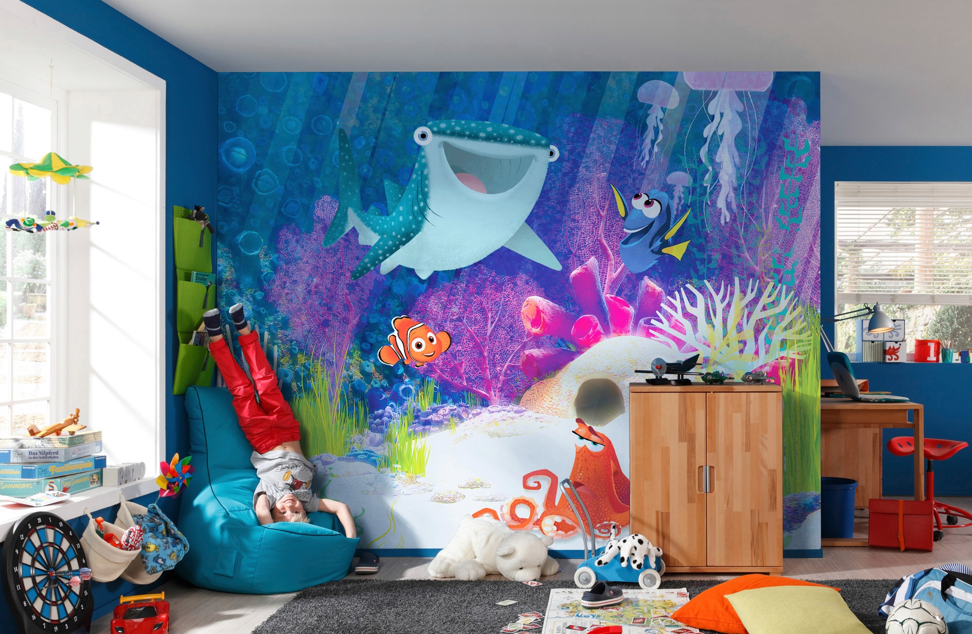 Komar Papier peint intissé »Digitaldruck Vlies -  Dory Aqua Party - Grösse 300 x 280 cm« imprimé Kinderzimmer