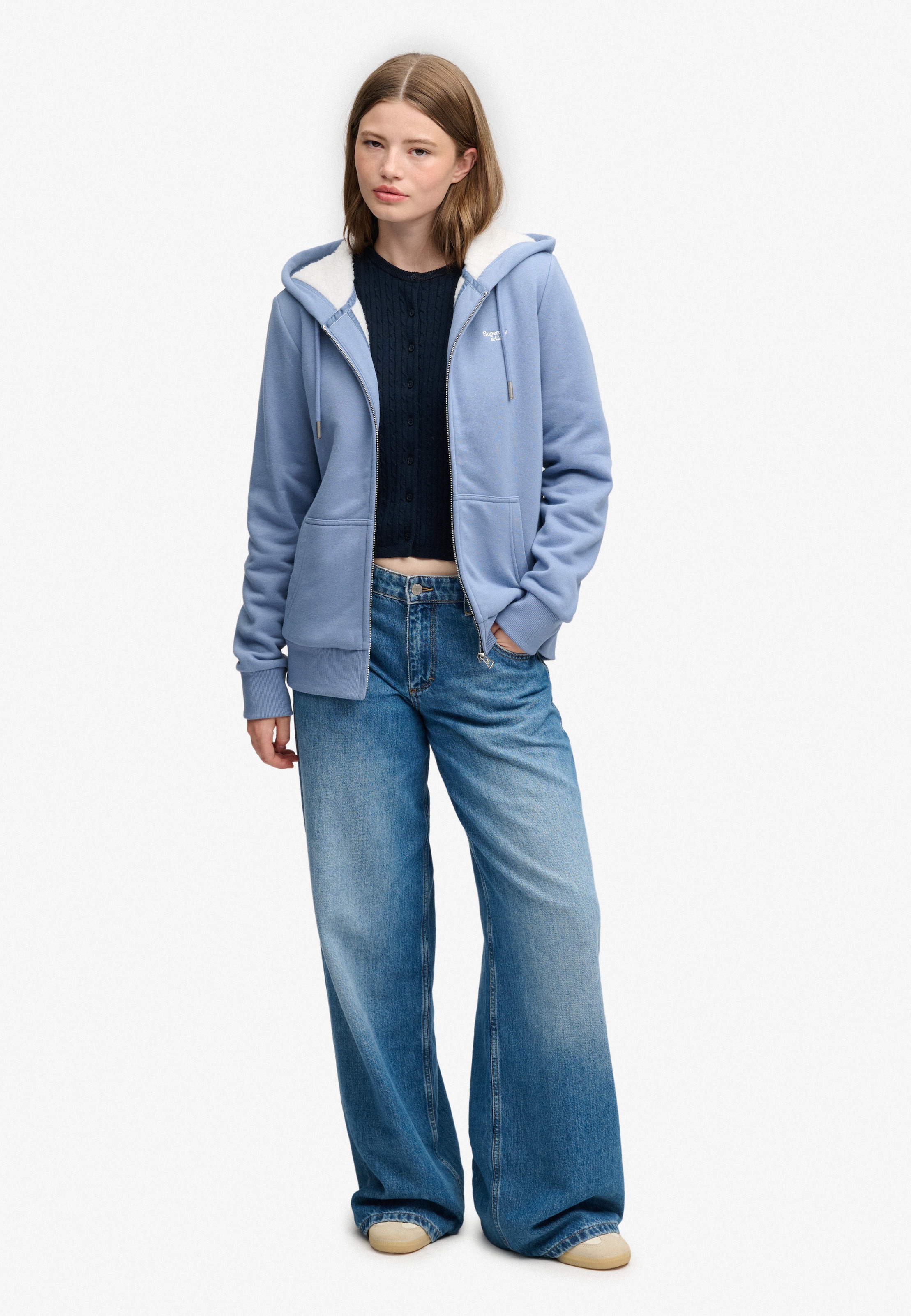 Superdry Sweat à capuche »SIGNATURE EMB BORG ZIPHOOD« mélange coton, coupe décontractée