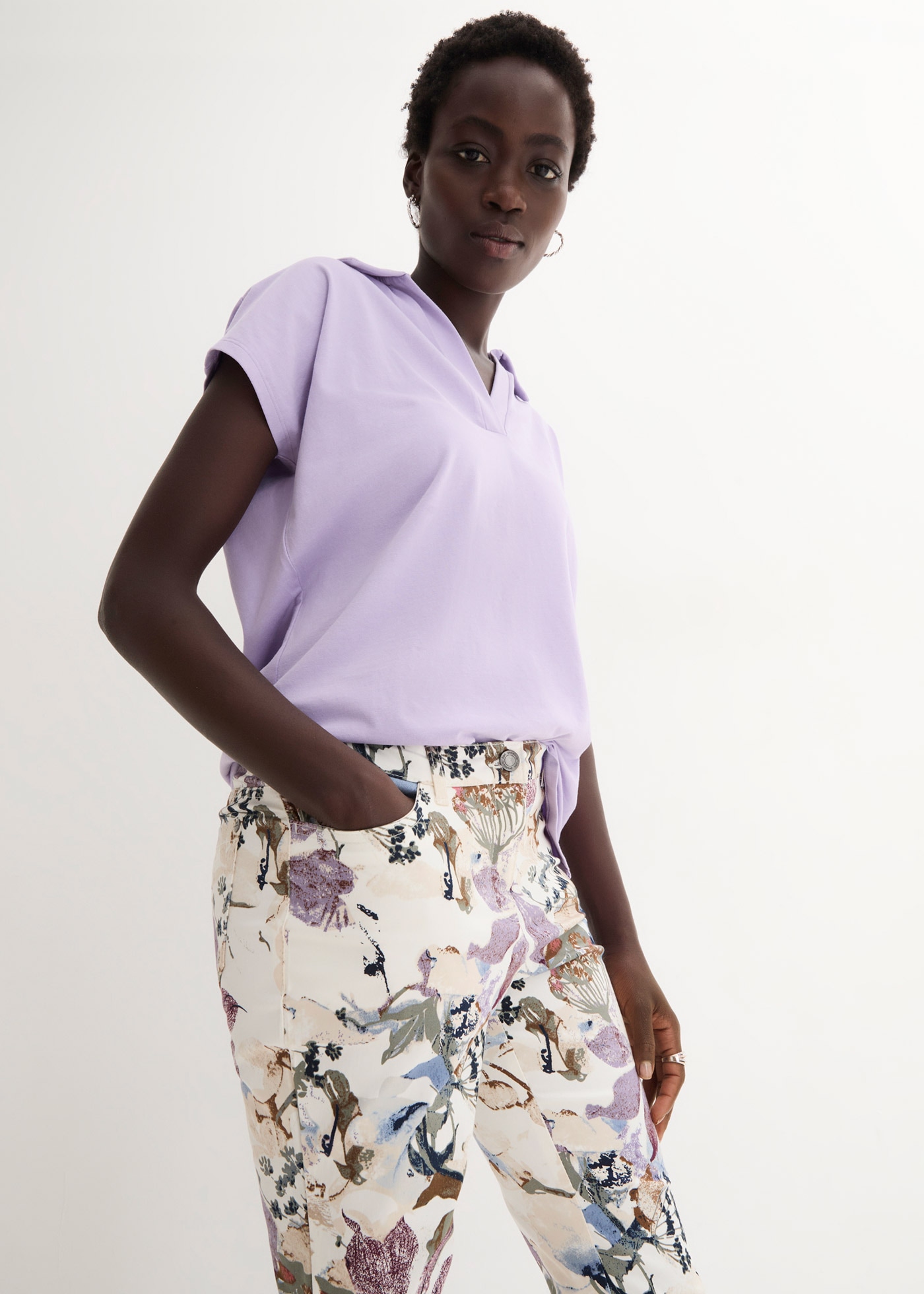 bonprix Pantalon stretch  aus elastischem Material, reguläre Passform, eleganter Stil