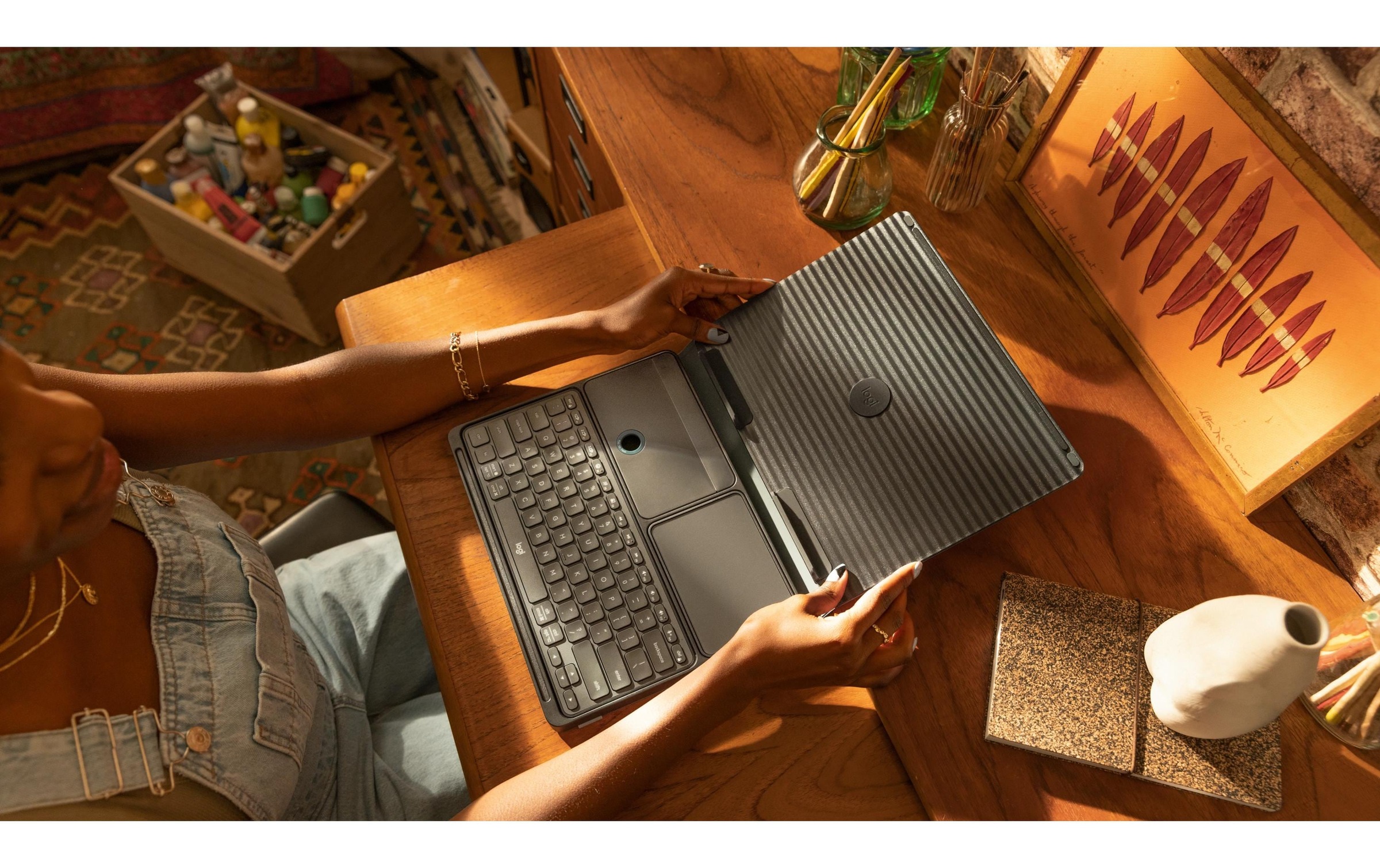 Logitech Clavier de tablette »Cover Casa Pop-Up Desk« ()