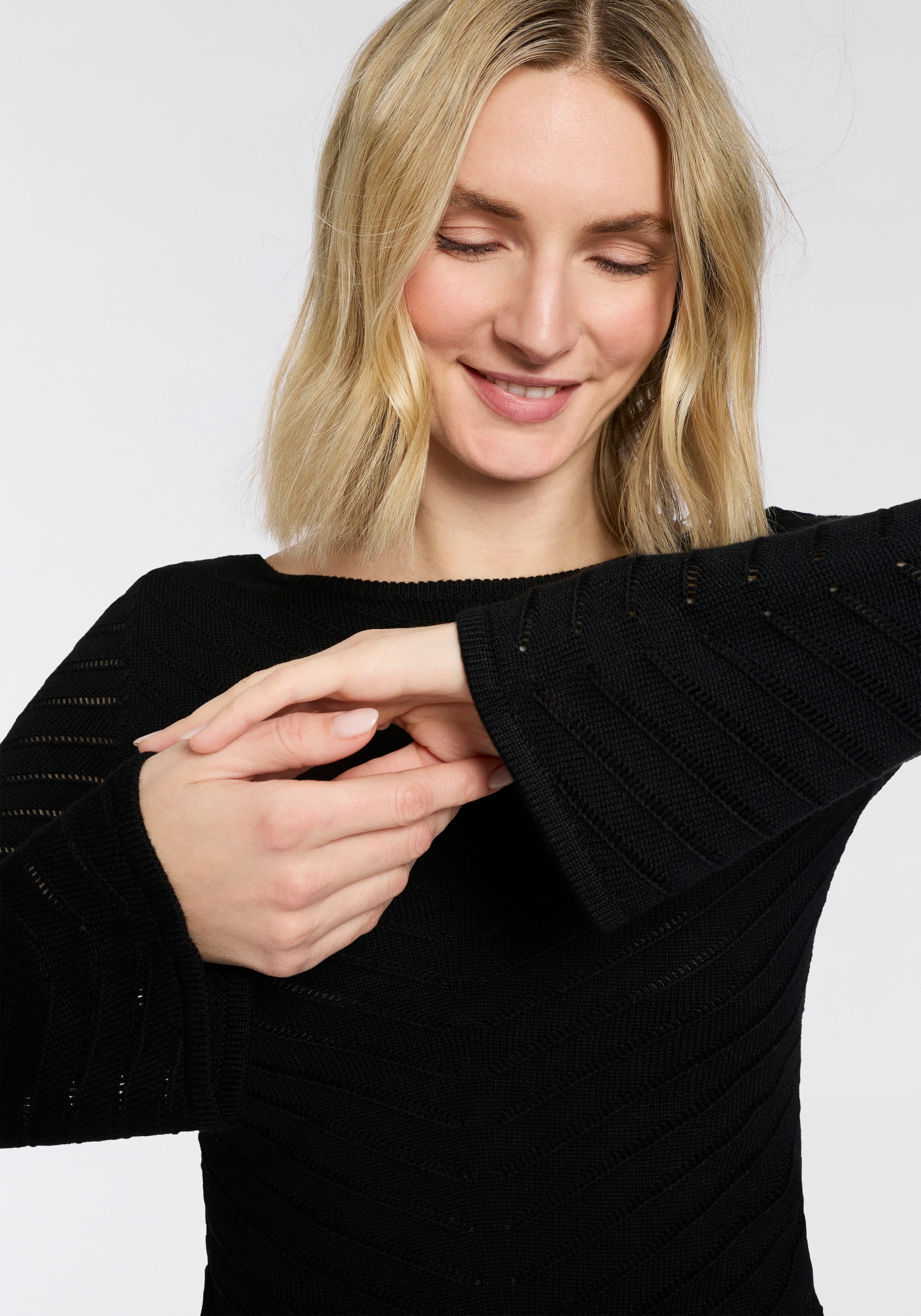 BOSS ORANGE Pull en tricot »Falonina Premium Damenmode« mit feinem Lochstrickmuster in Zick-Zack Struktur