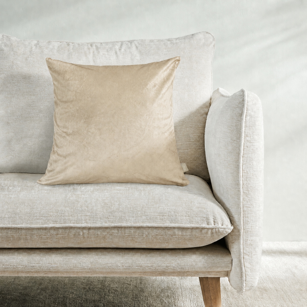 GOODproduct Kissenhülle »VELVET UNI« Kissenhülle (50 x 50 cm), ohne Füllung, mit Reissverschluss