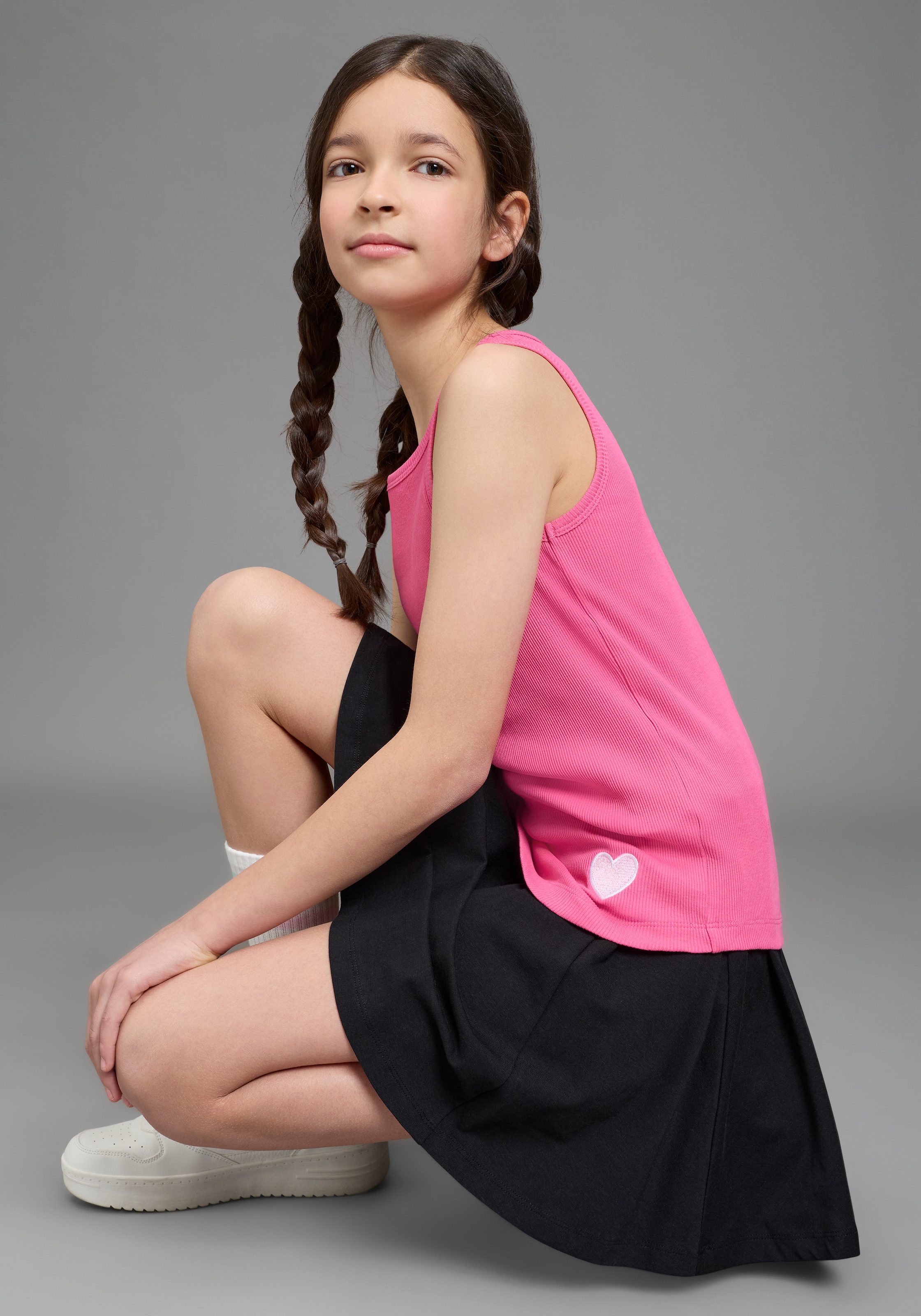 H.I.S Débardeur à côtes »3er Pack H.I.S Ripp-Tops mit Stickerei für Mädchen« Packung, 3, 3 pièces für Mädchen, ärmelloses Design, aus Baumwolle, elastische Rippware