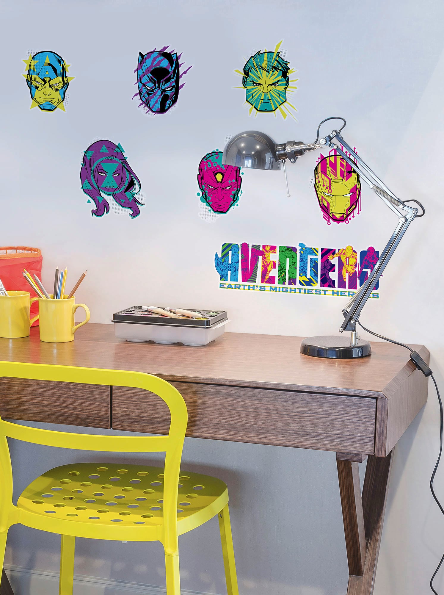 Komar Wandtattoo »Avengers Mightiest Heroes - Grösse 100 x 70 cm« selbstklebend, Wandsticker, Kinderzimmer