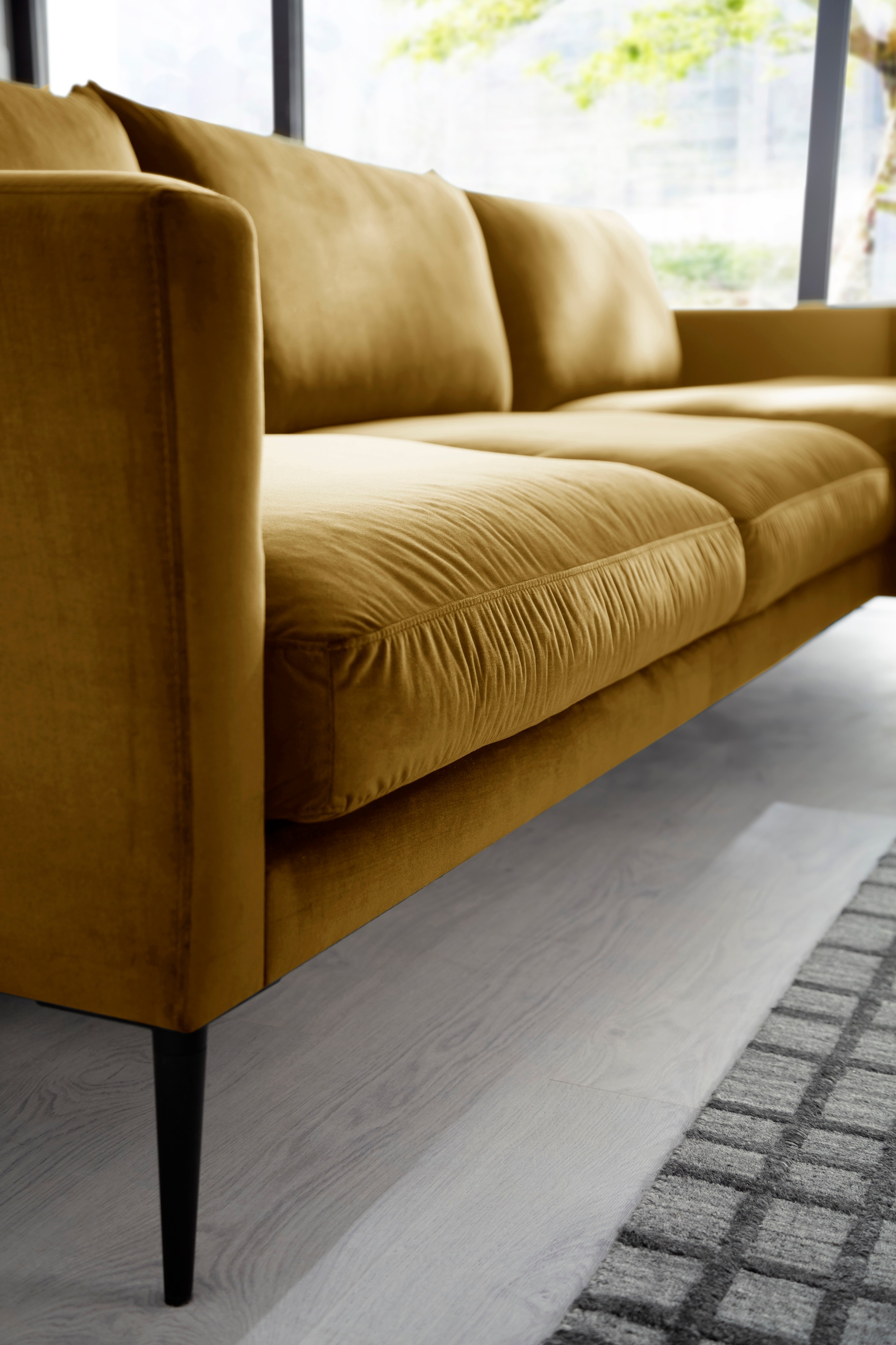 Trends by HG Polsterecke »Svea L-Form« Recamiere rechts oder links, mit Metallfuss, frei im Raum stellbar