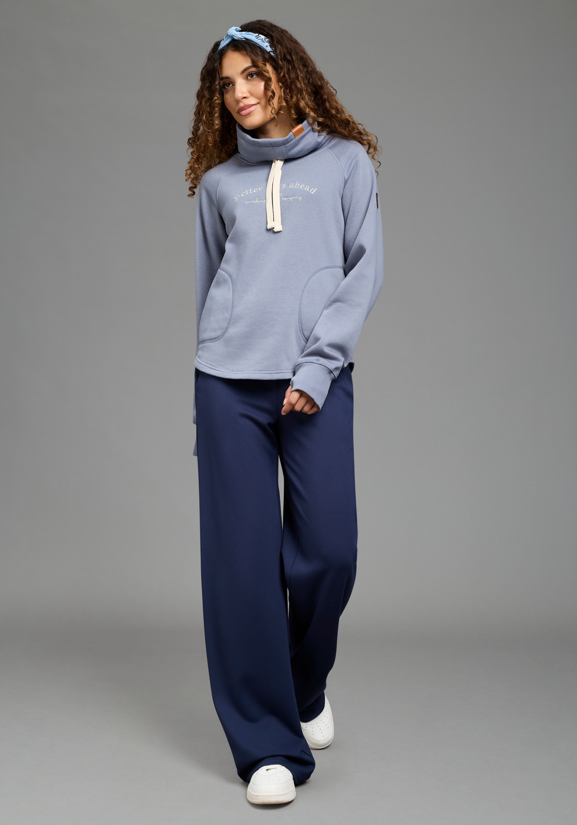 KangaROOS Sweatshirt , mit hohem Schalkragen, hüftlange Form, Langarm, auch in grossen Grössen
