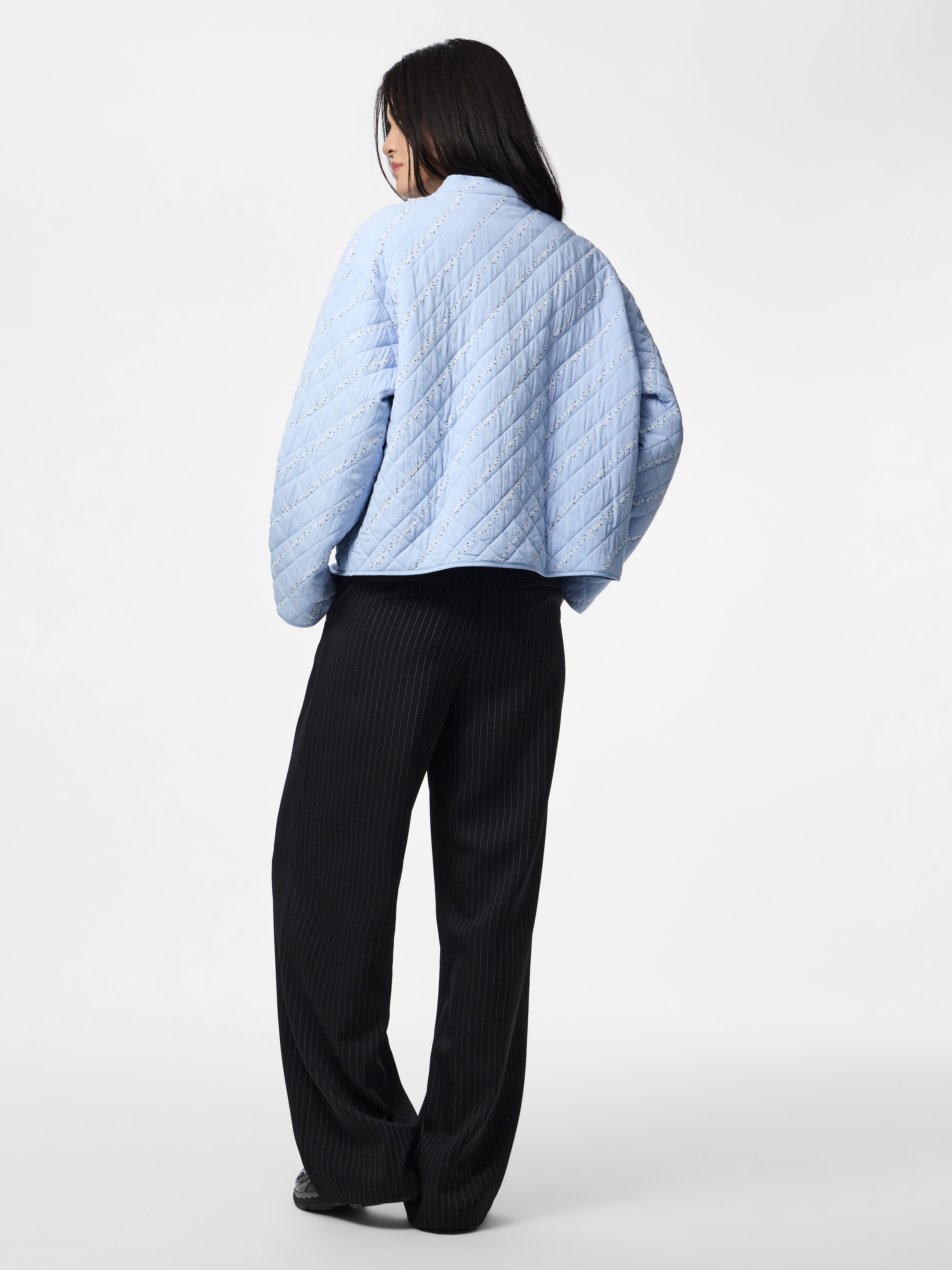 pieces Kurzjacke »PCRIKKE QUILTED JACKET NOOS«