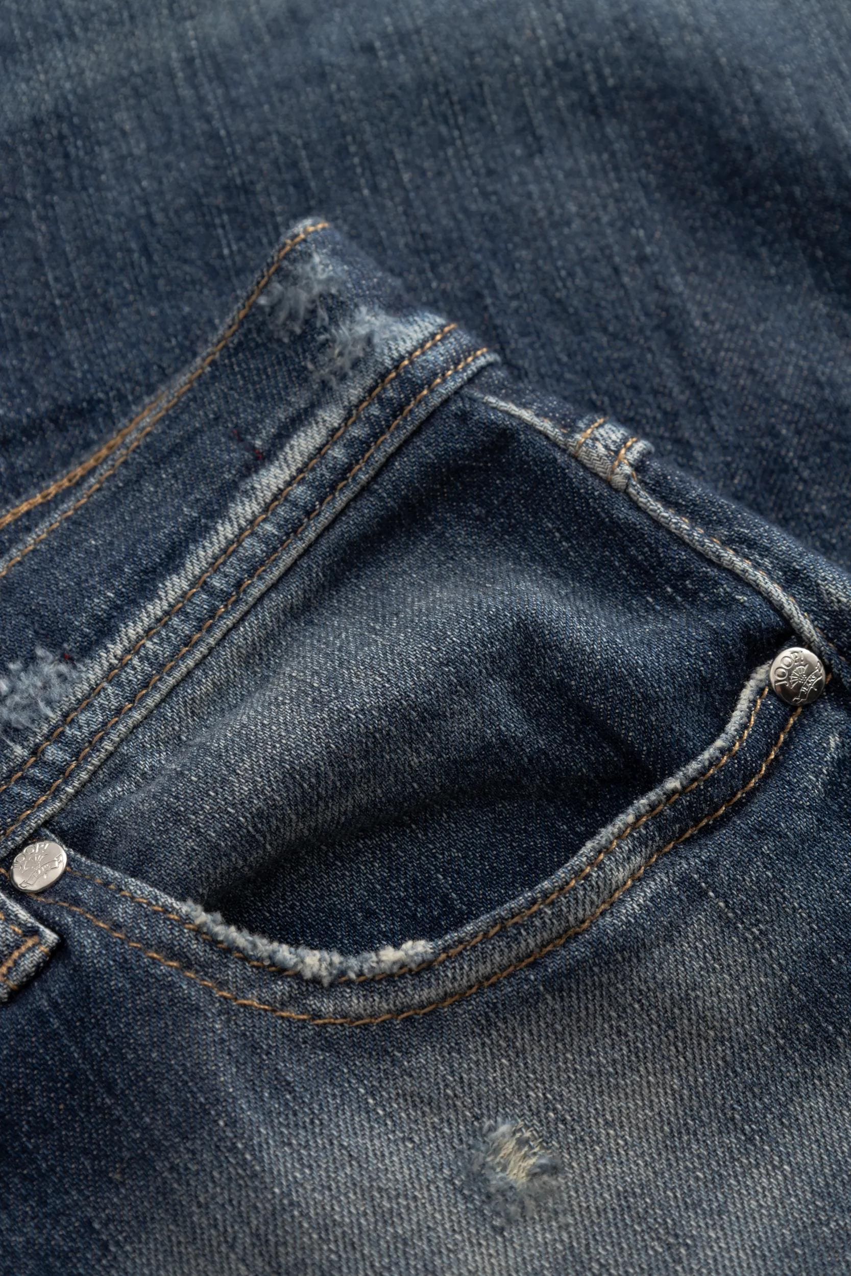JOOP! Straight-Jeans »Maike« im Destroyed-Look, in leichtem Sommer-Denimstoff