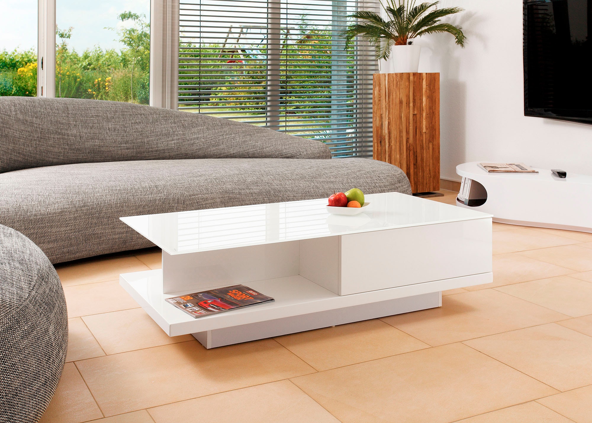 SalesFever Couchtisch »im minimalistischen Stil« Elegante Tischplatte aus robustem Kristallglas