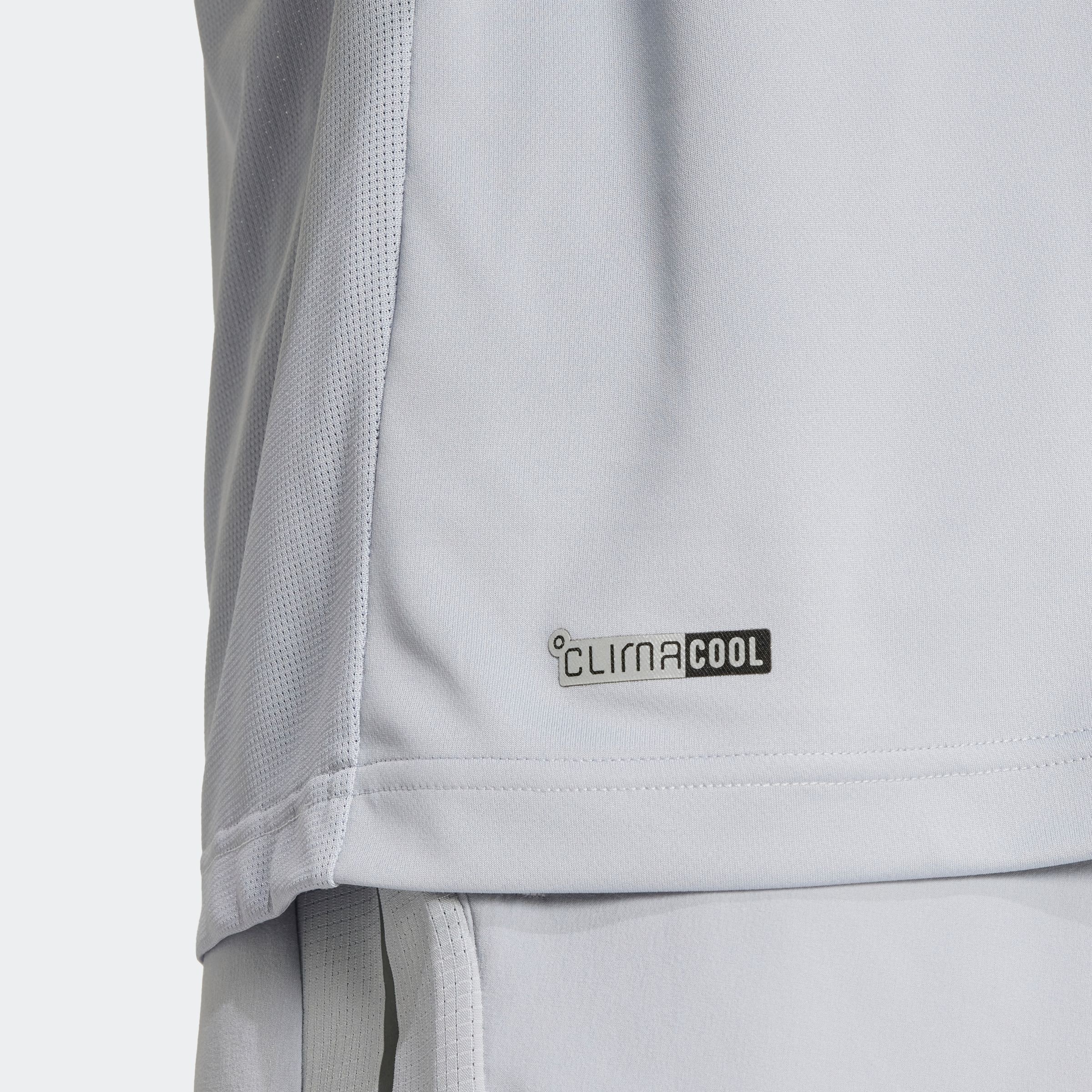 adidas Performance T-Shirt »TECH APP GF TEE« leichtes Obermaterial aus Polyester, mit luftigem Mesh